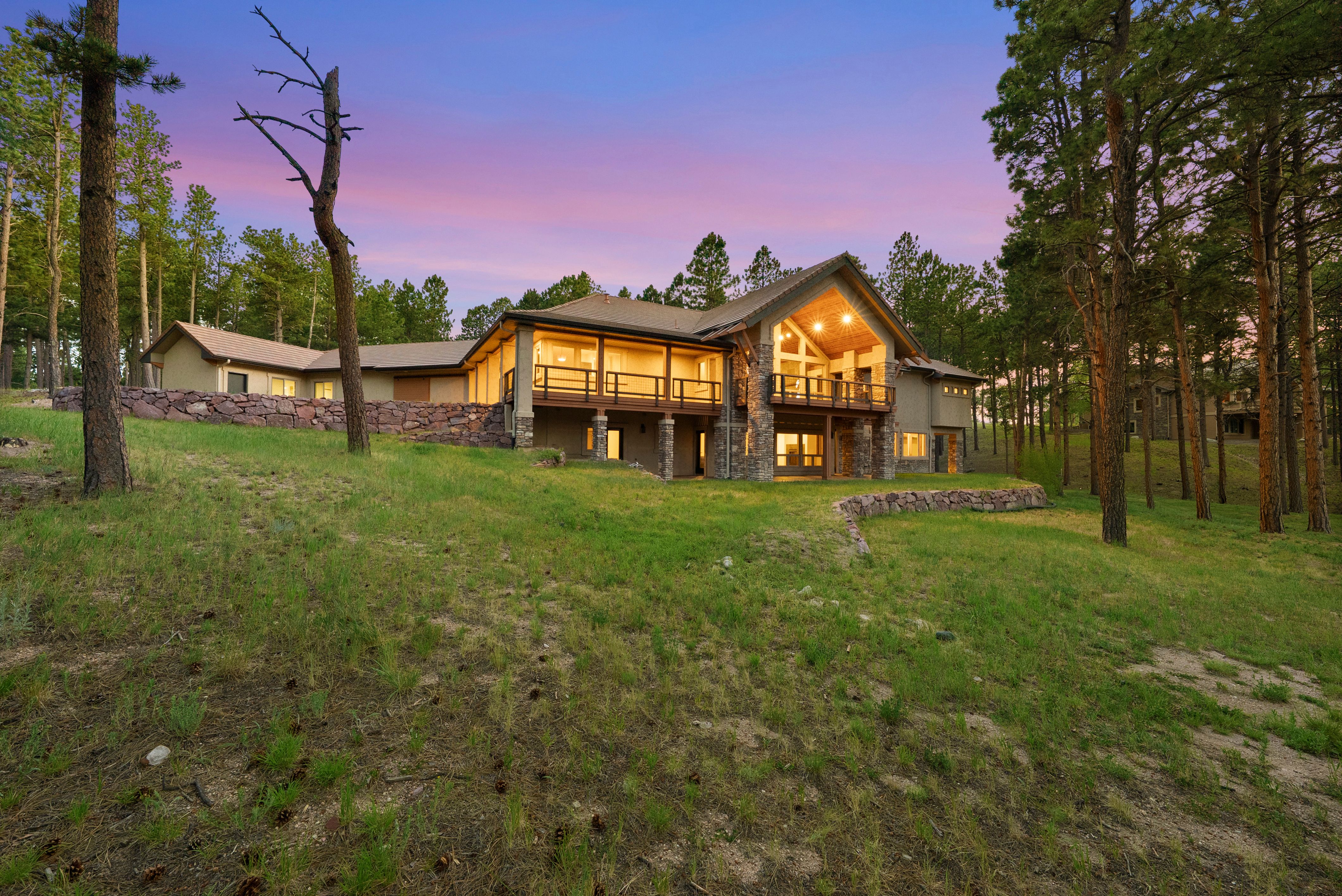  Captivating Mountain Modern in Cathedral Pines - 物件實景