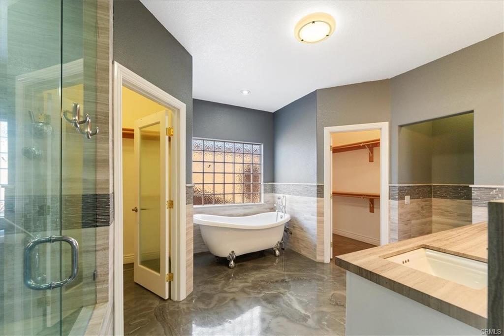 Hemet, California, 92544, United States, 4 Bedrooms Bedrooms, ,2 BathroomsBathrooms,Residential,For Sale,1899336