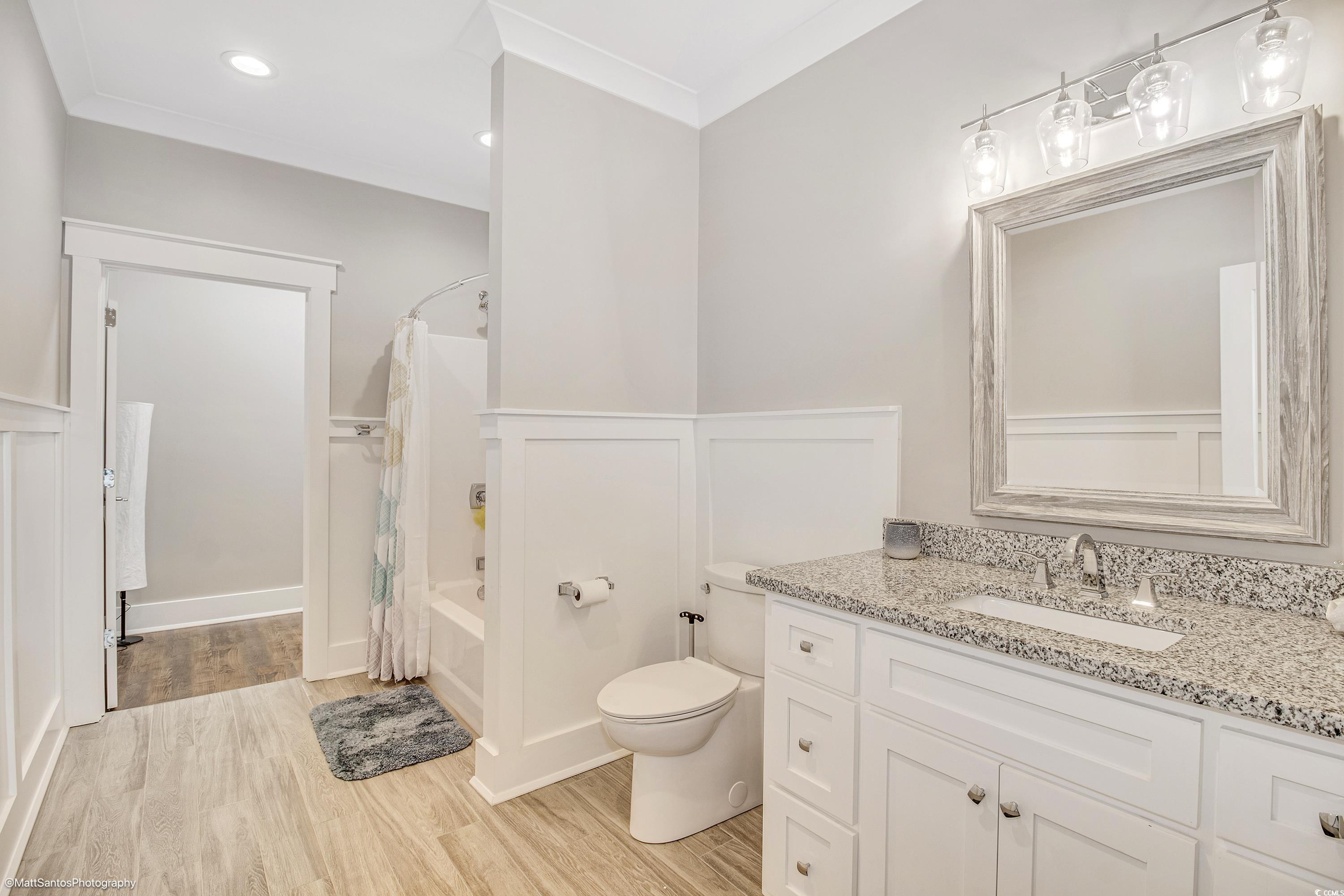 North Myrtle Beach, South Carolina, 29582, United States, 5 Bedrooms Bedrooms, ,6 BathroomsBathrooms,Residential,For Sale,1996456