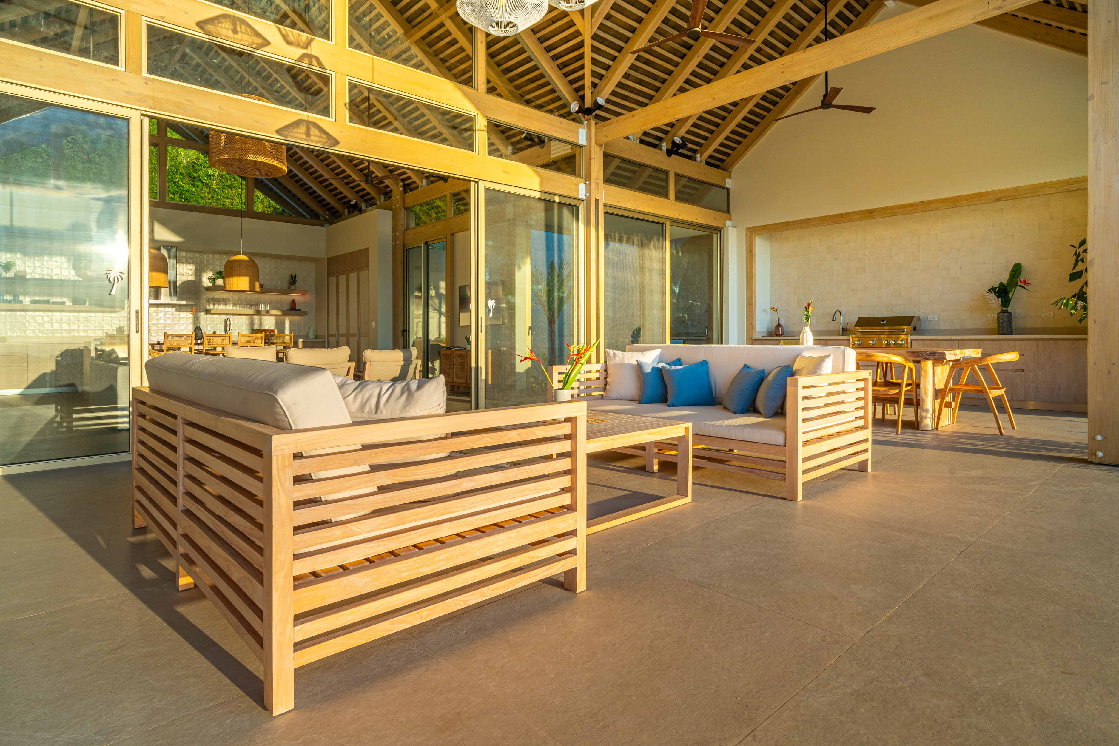 Dominical, Puntarenas, 60504, CR, 7 Bedrooms Bedrooms, ,7 BathroomsBathrooms,Residential,For Sale,1997378