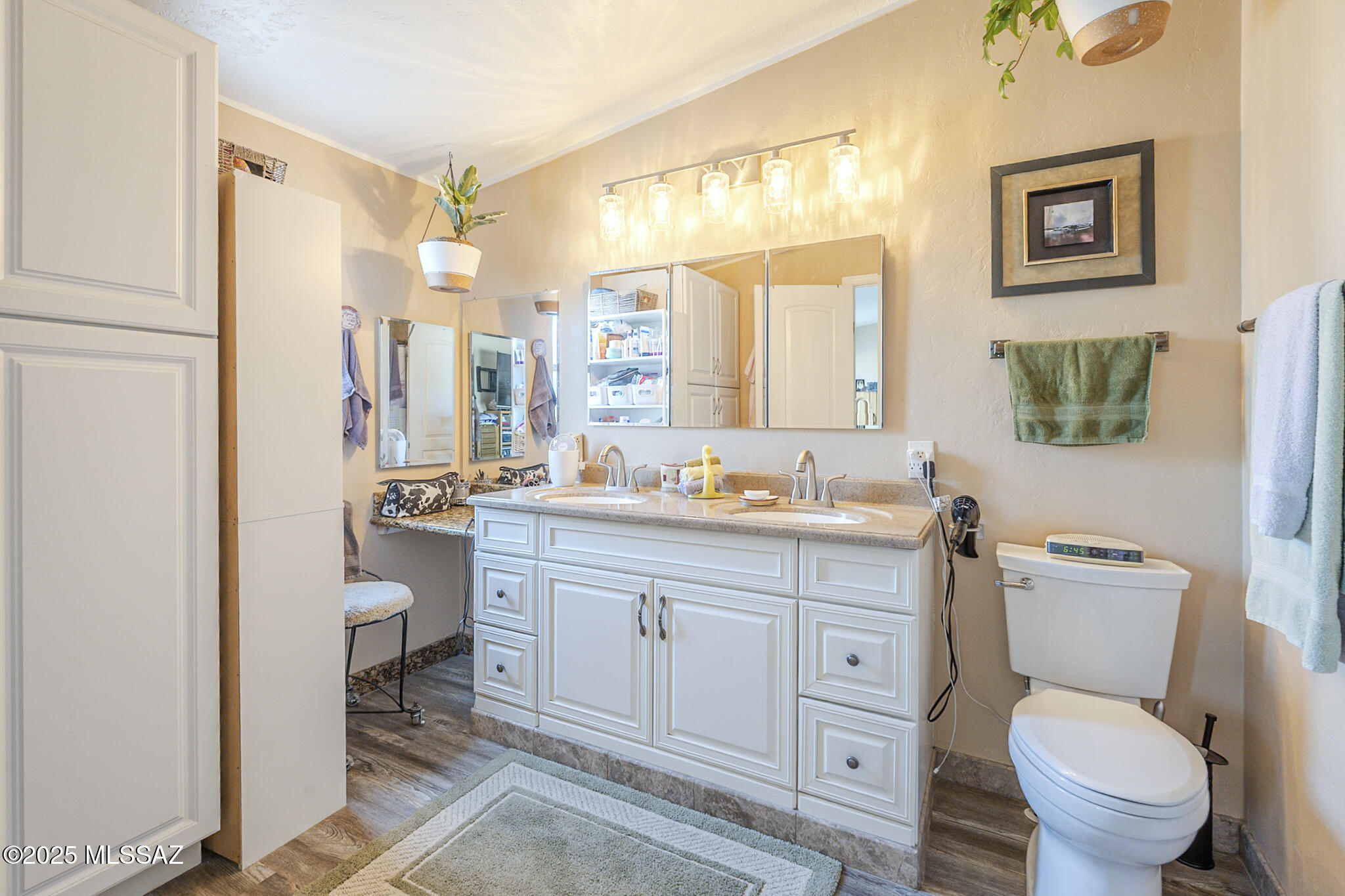 Sahuarita, Arizona, 85629, United States, 6 Bedrooms Bedrooms, ,3 BathroomsBathrooms,Residential,For Sale,1919745