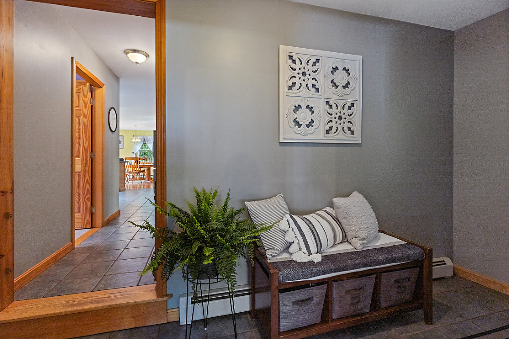 Palermo, Maine, 04354, United States, 3 Bedrooms Bedrooms, ,3 BathroomsBathrooms,Residential,For Sale,1885908