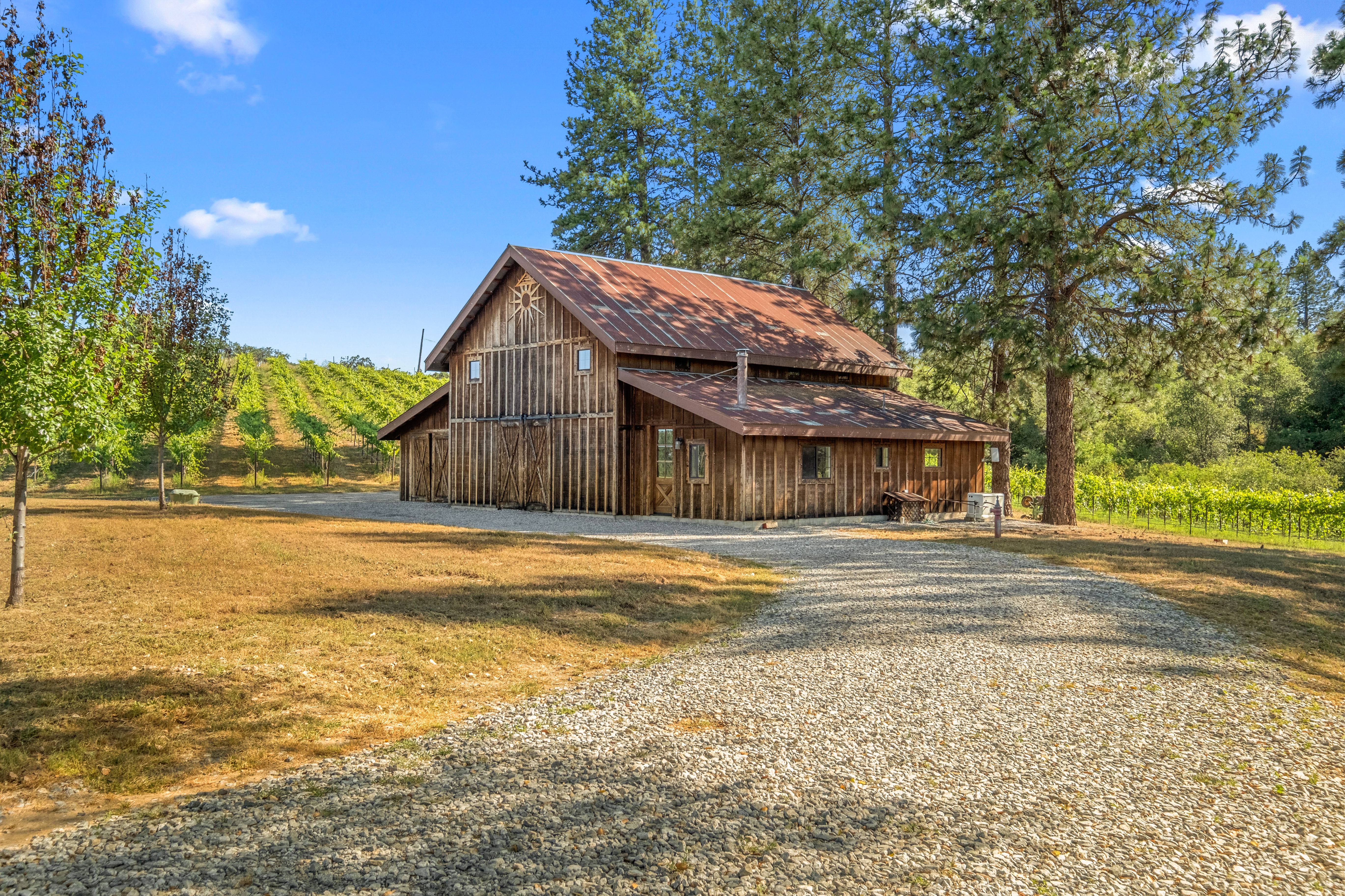  7330 Perry Creek Road, Somerset, CA 95684 - 物件實景