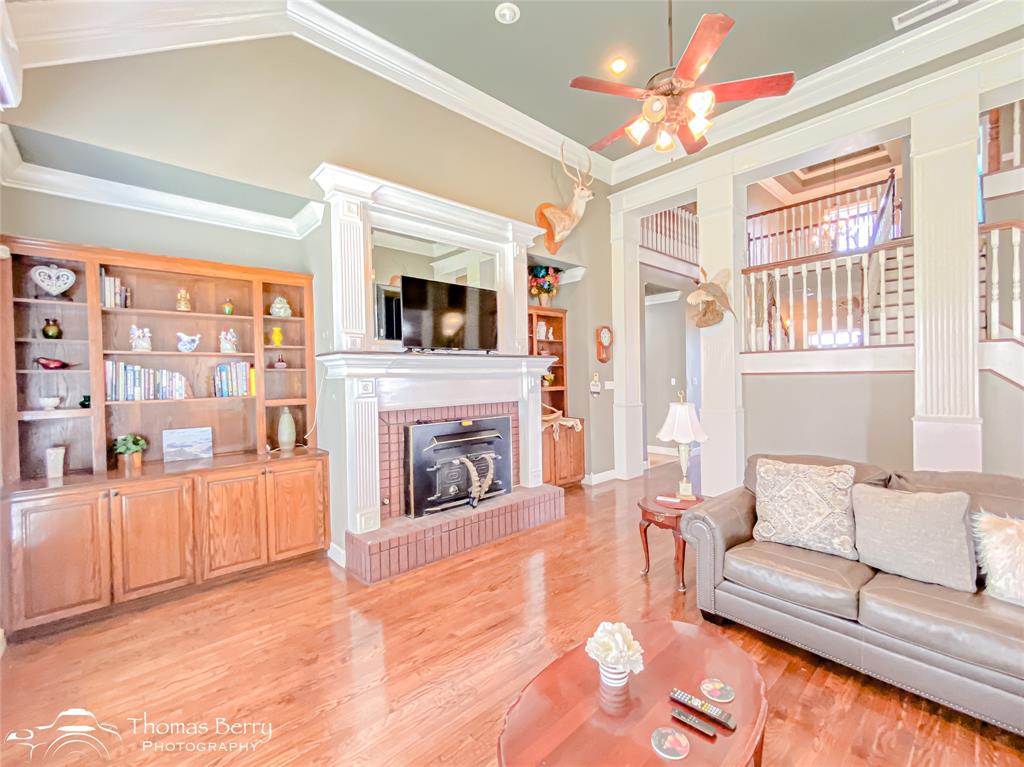 Merkel, Texas, 79536, United States, 5 Bedrooms Bedrooms, ,4 BathroomsBathrooms,Residential,For Sale,1829513