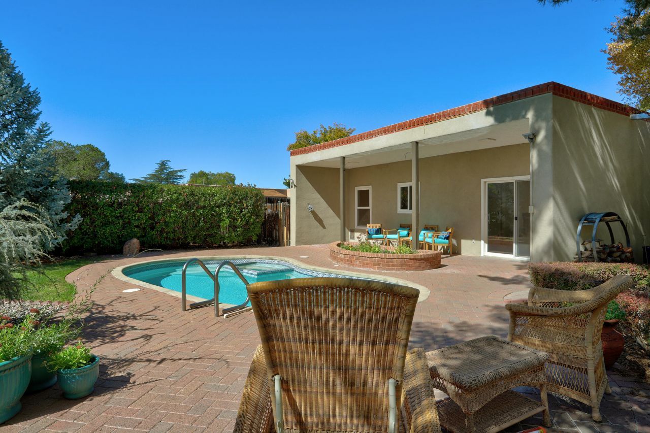 Albuquerque, New Mexico, 87109, United States, 3 Bedrooms Bedrooms, ,2 BathroomsBathrooms,Residential,For Sale,1970337