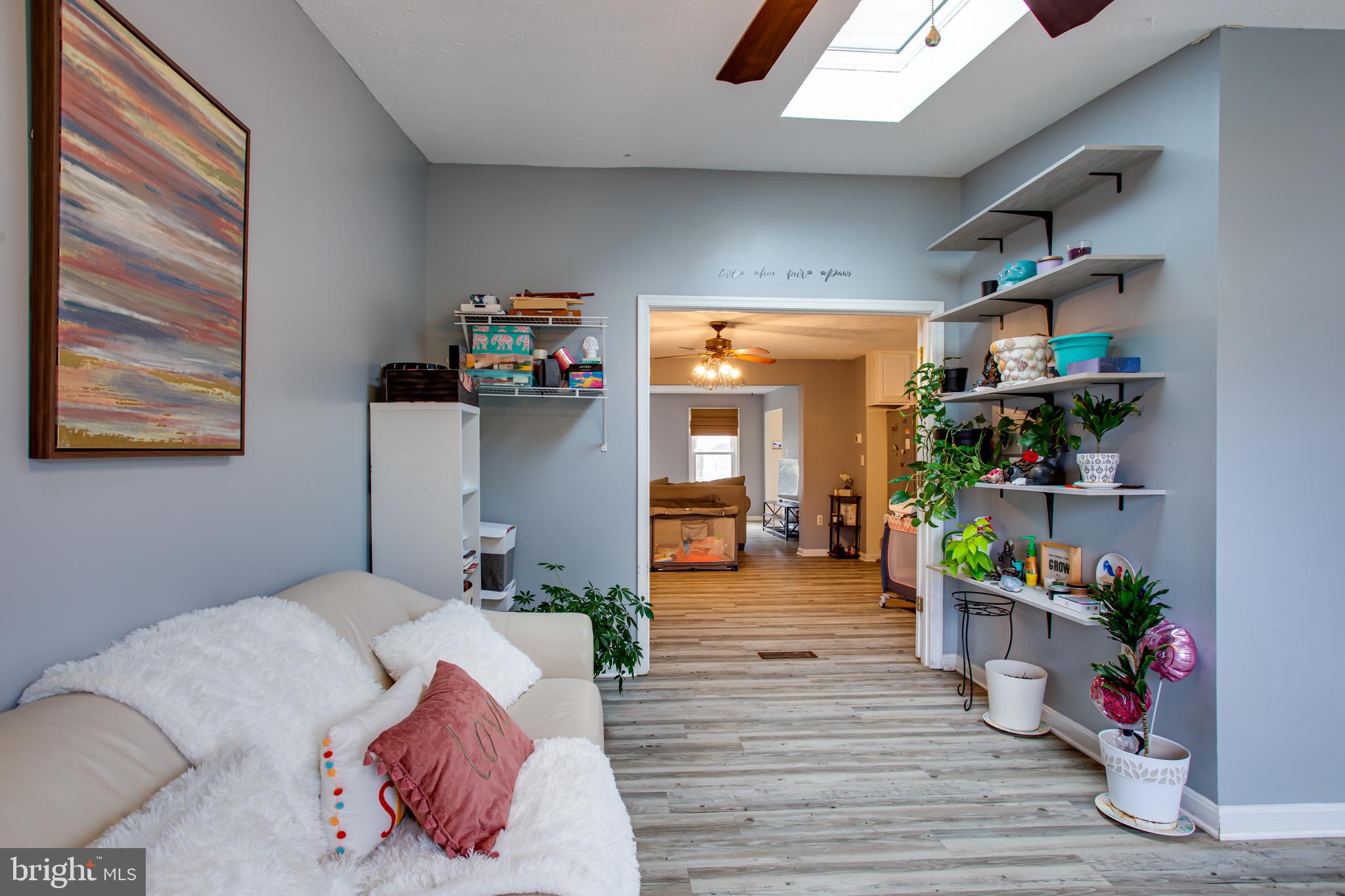 Waldorf, Maryland, 20601, United States, 5 Bedrooms Bedrooms, ,5 BathroomsBathrooms,Residential,For Sale,1977344