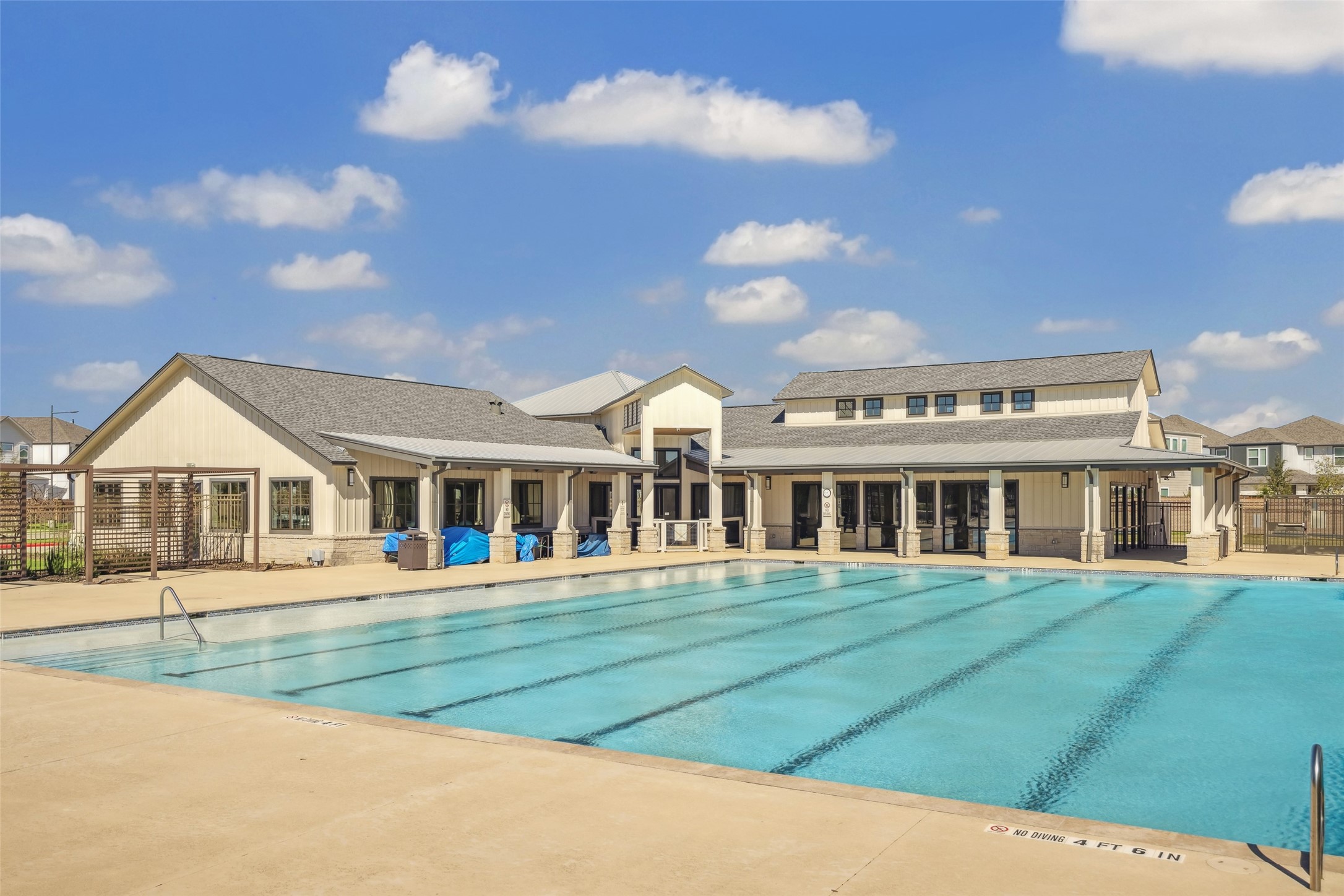 4210 Upland Bend Drive - 物件實景