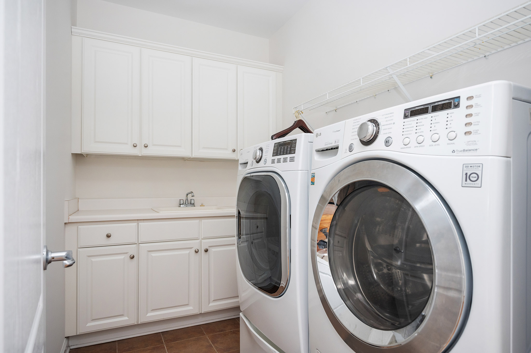  One-of-a-Kind Townhome in the Heart of Brookhaven - 物件實景