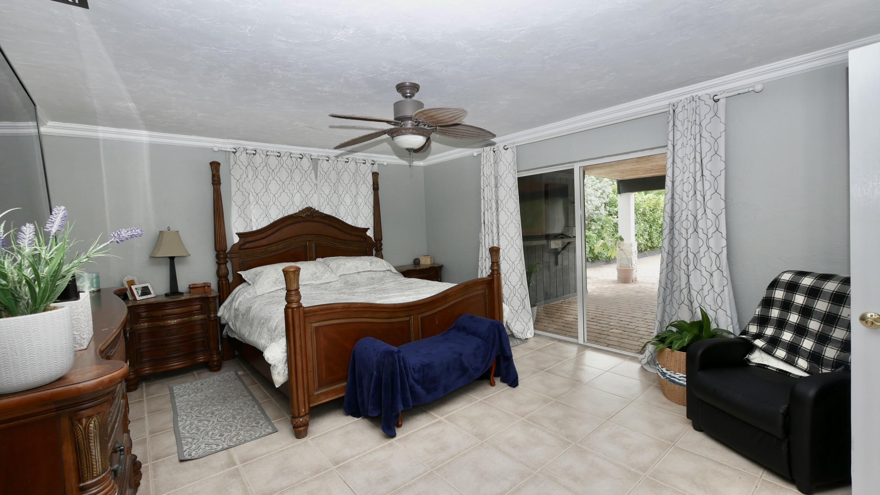 Davie, Florida, 33328, United States, 7 Bedrooms Bedrooms, ,5 BathroomsBathrooms,Residential,For Sale,2039860