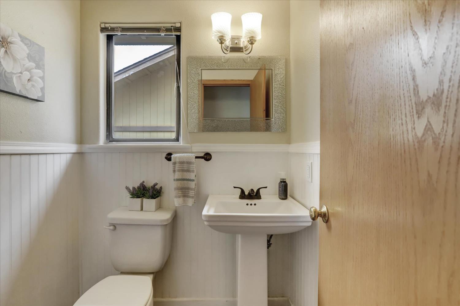 Penn Valley, California, 95946, United States, 3 Bedrooms Bedrooms, ,3 BathroomsBathrooms,Residential,For Sale,1979981