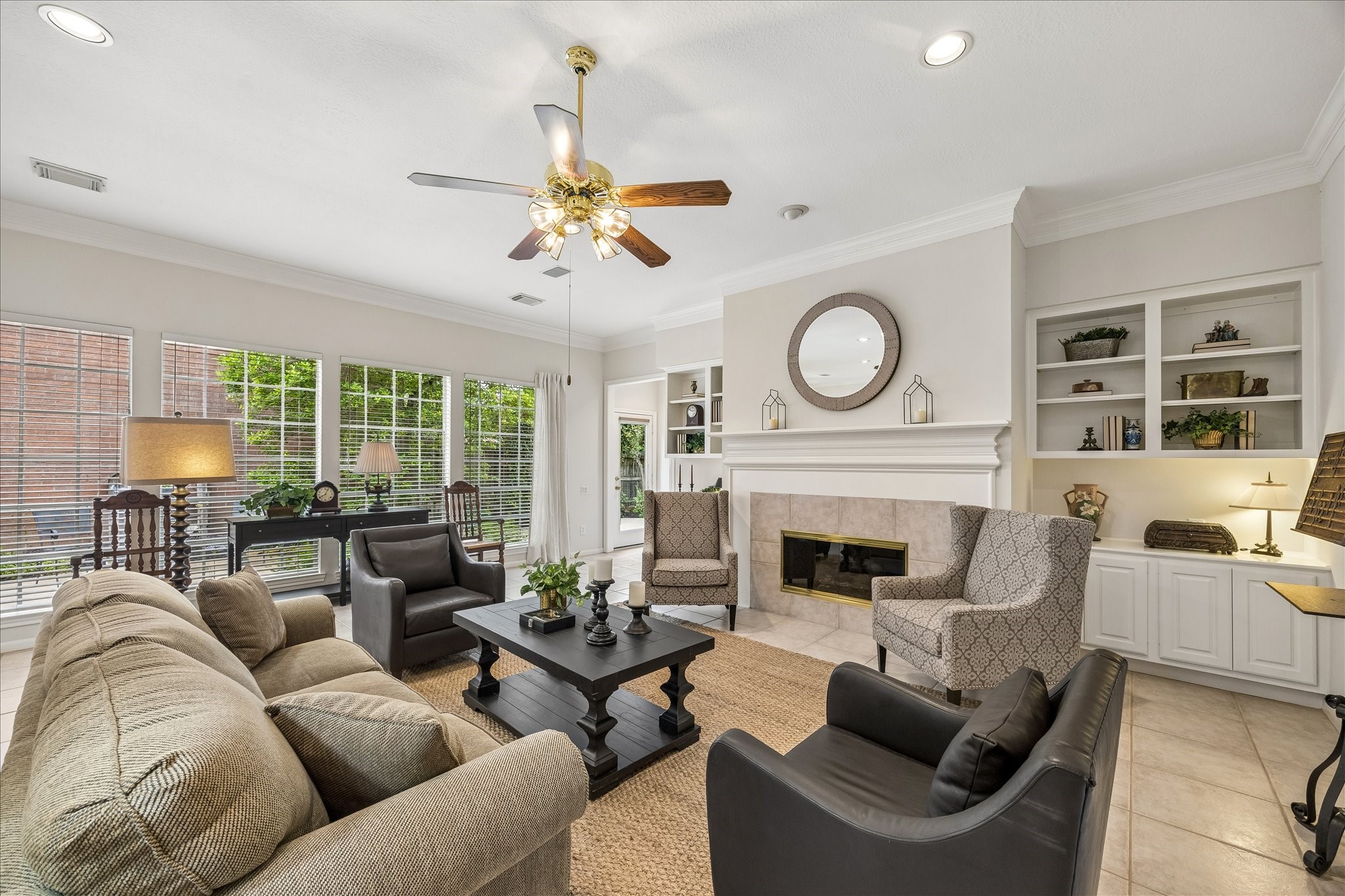  13814 Aspen Cove Drive - 物件實景