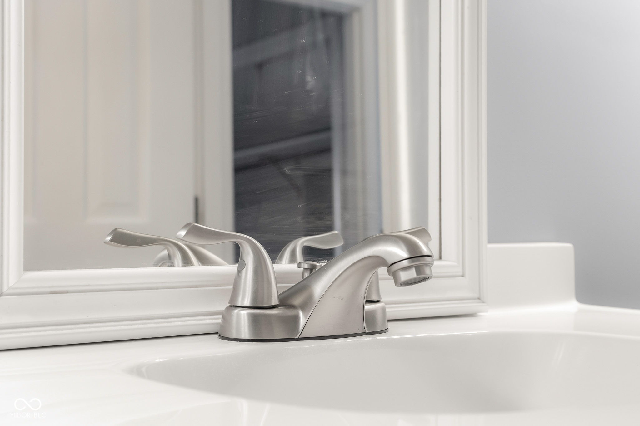 Columbus, Indiana, 47201, United States, 5 Bedrooms Bedrooms, ,6 BathroomsBathrooms,Residential,For Sale,1982008