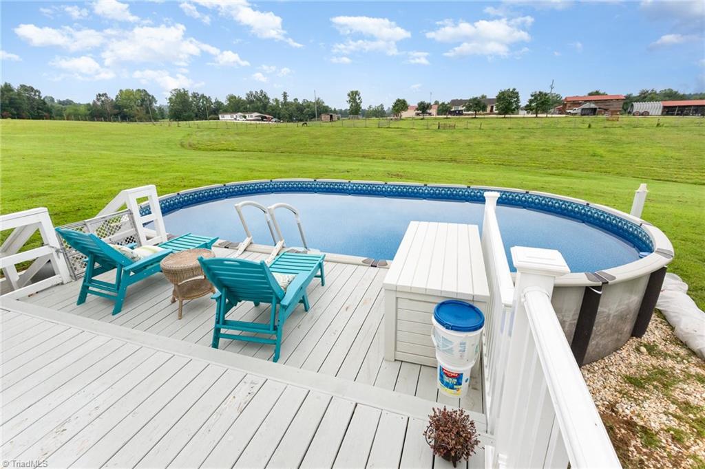 Burlington, North Carolina, 27217, United States, 3 Bedrooms Bedrooms, ,3 BathroomsBathrooms,Residential,For Sale,1908926