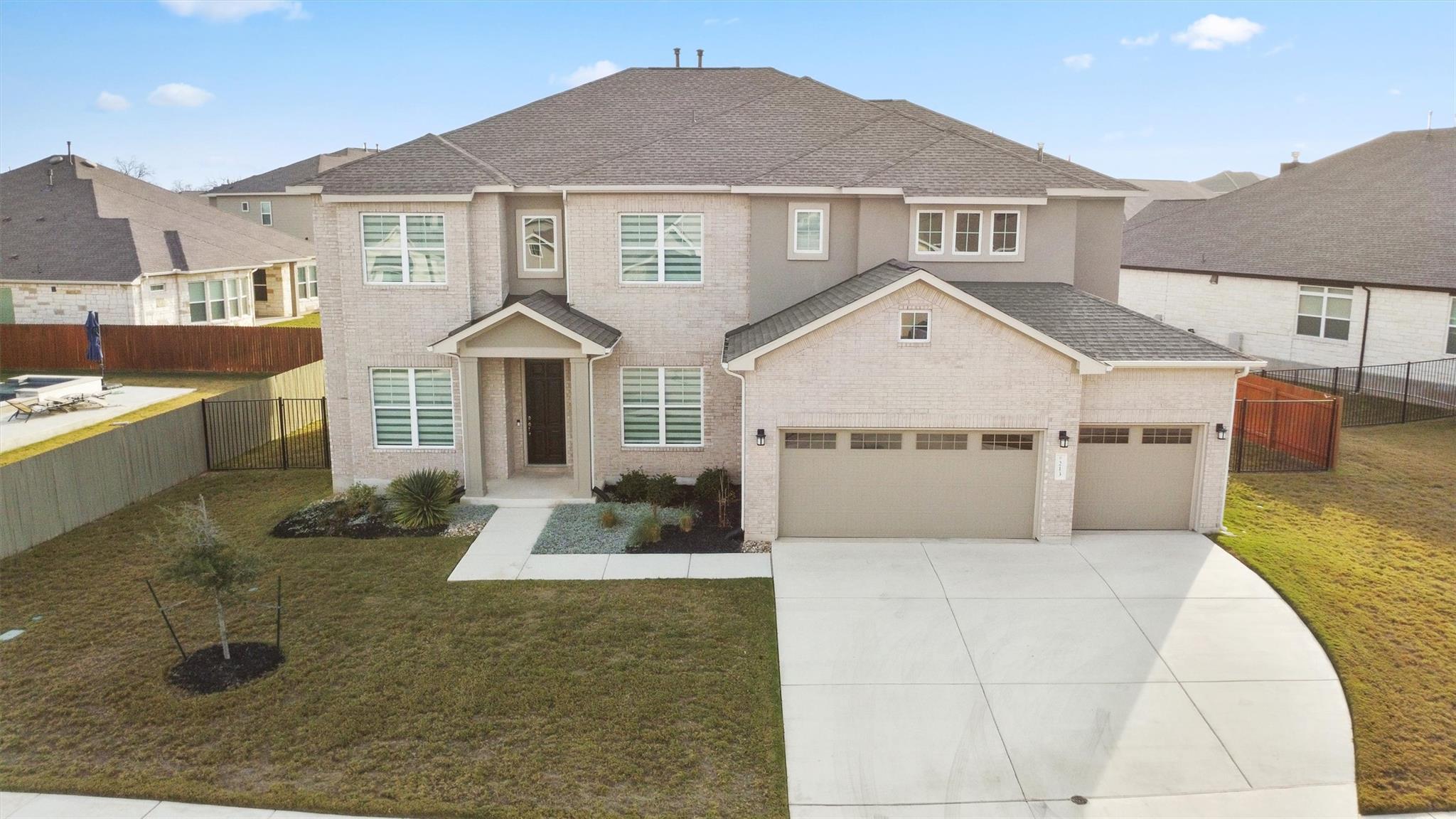 Great Lawn Bnd, Liberty Hill, TX 78642 #1
