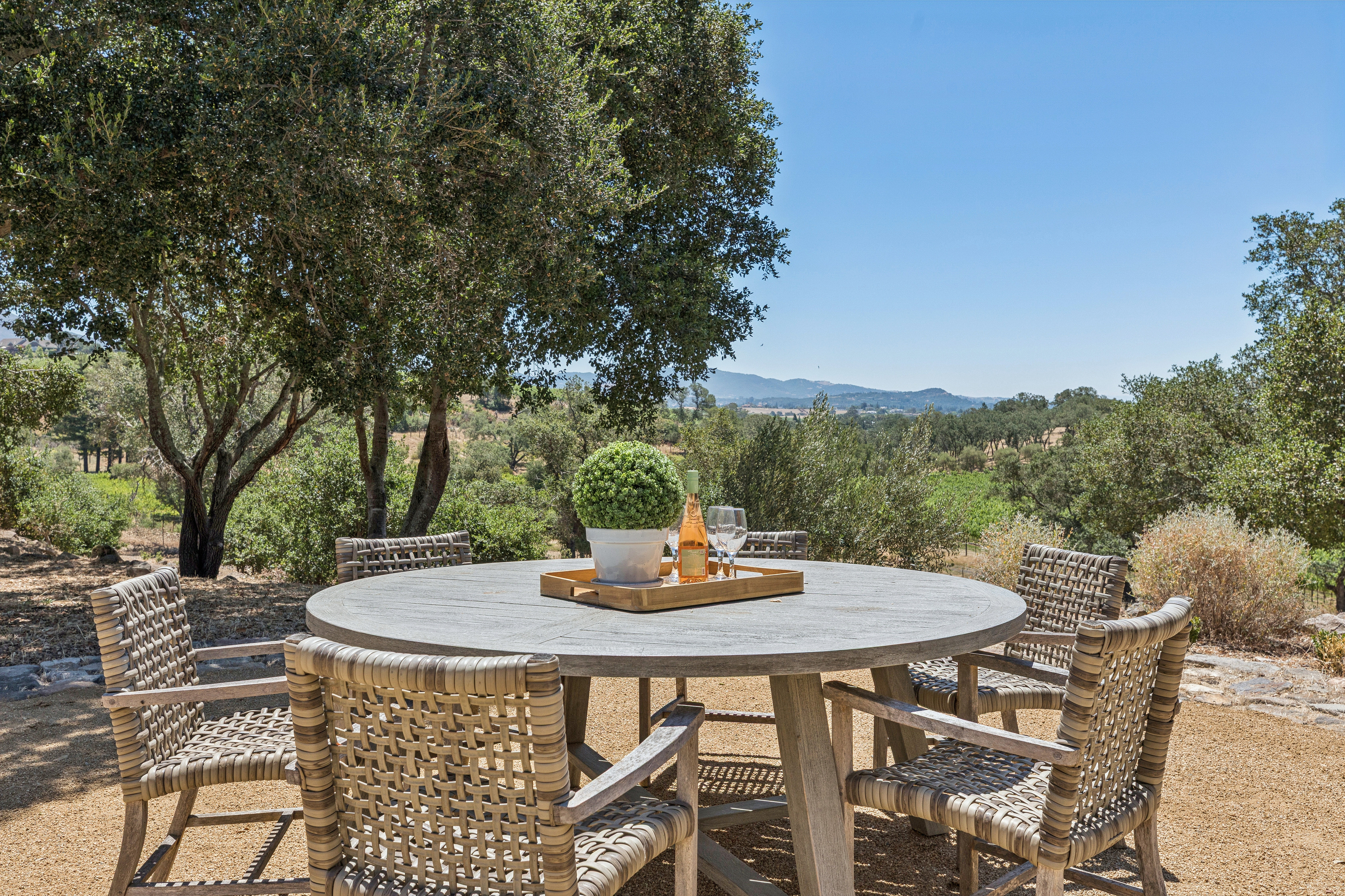  Refined Wine Country Estate - 物件實景