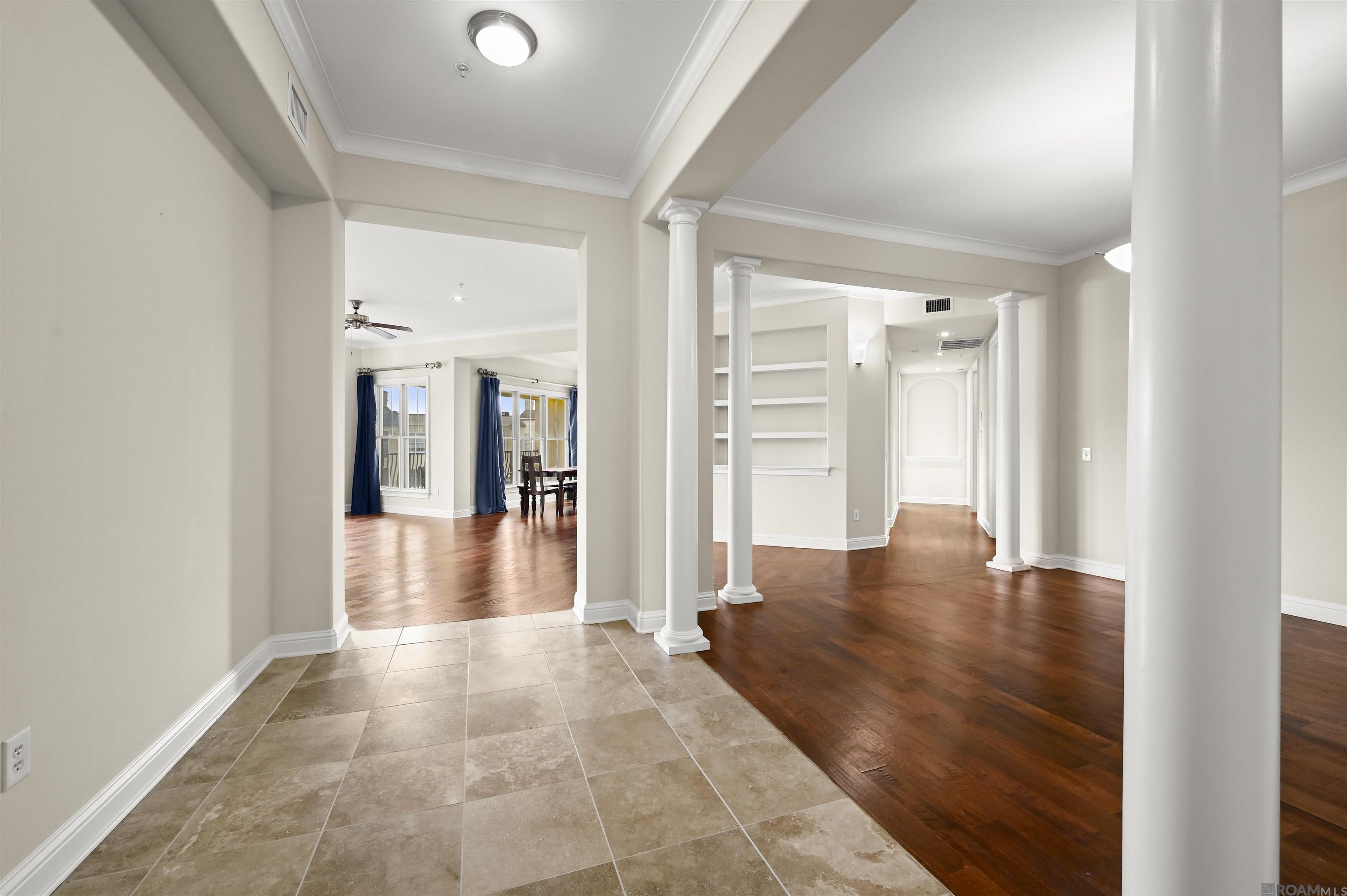 Baton Rouge, Louisiana, 70808, United States, 3 Bedrooms Bedrooms, ,2 BathroomsBathrooms,Residential,For Sale,1980847