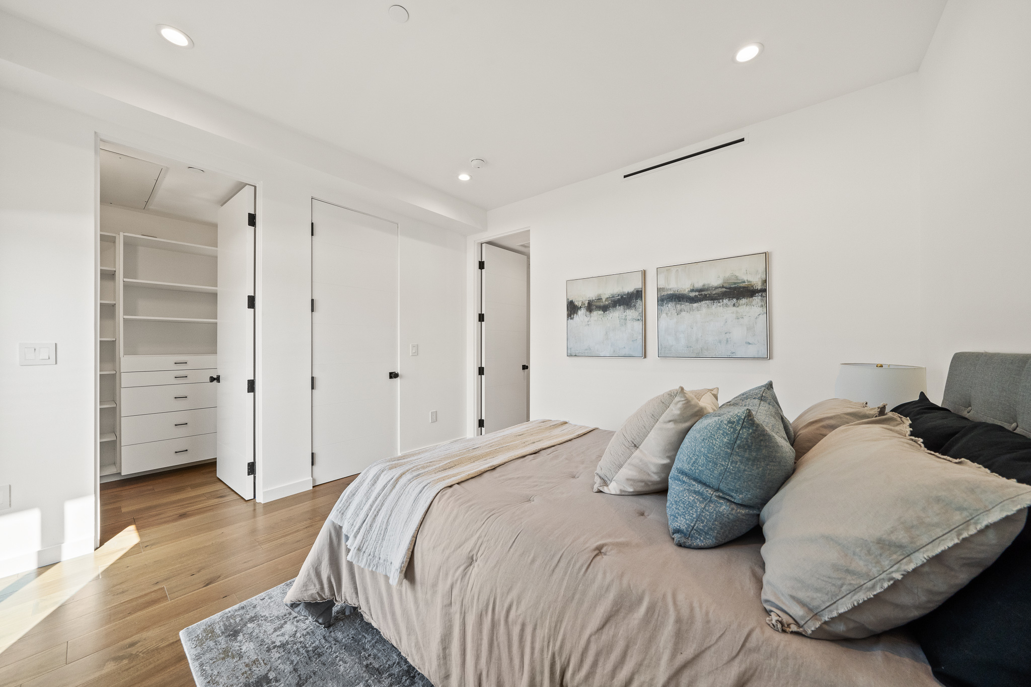  1327 N Fuller Ave - 物件實景
