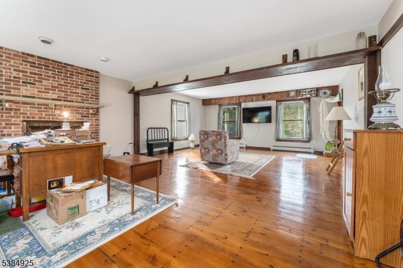 Holland Twp., New Jersey, 08848, United States, 3 Bedrooms Bedrooms, ,3 BathroomsBathrooms,Residential,For Sale,1949740