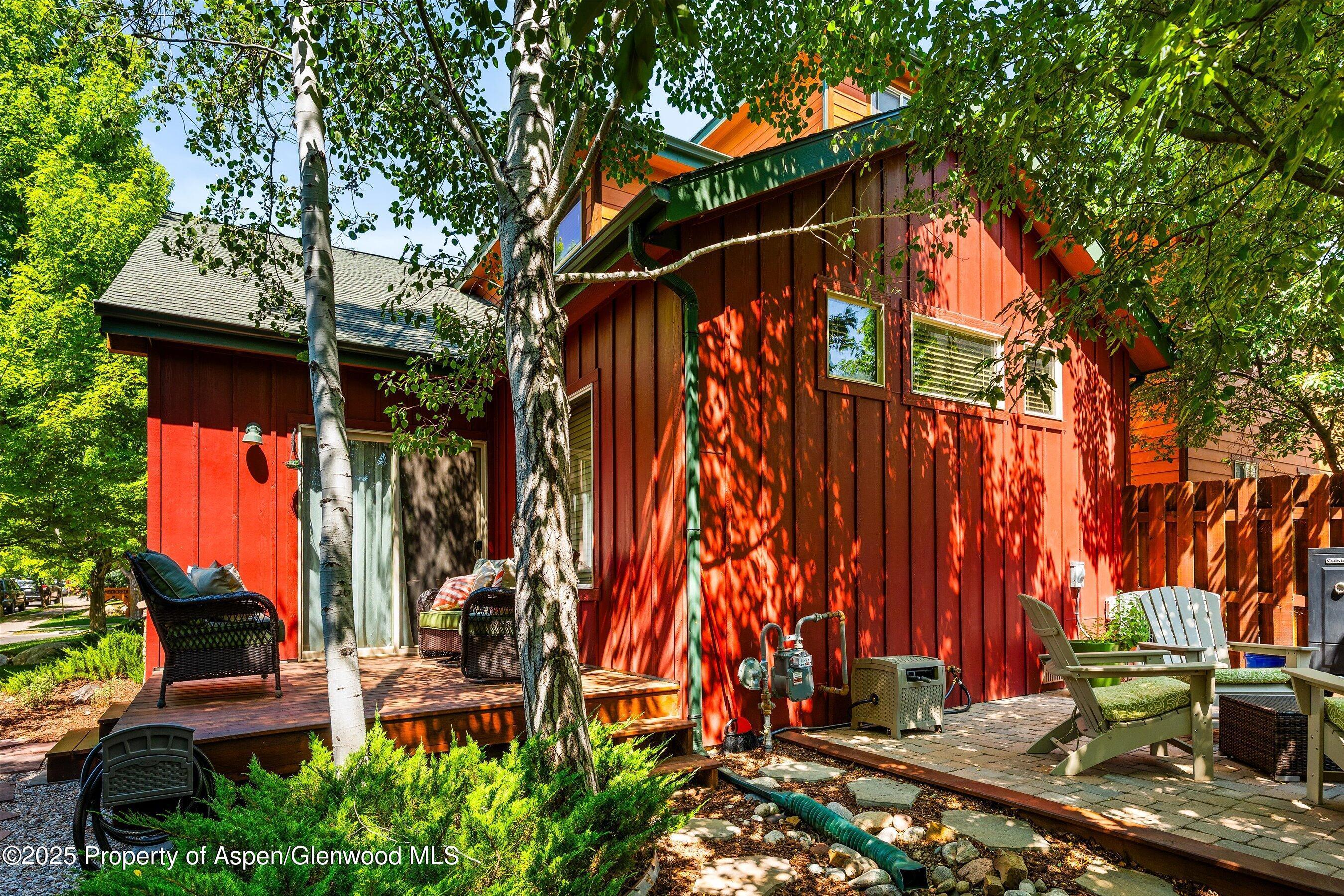 Glenwood Springs, Colorado, 81601, United States, 3 Bedrooms Bedrooms, ,3 BathroomsBathrooms,Residential,For Sale,1874511