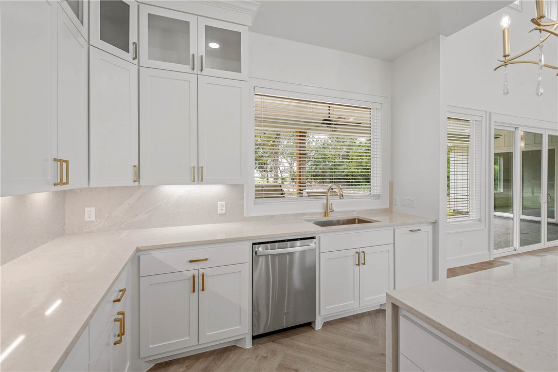 Franklin, Texas, 77856, United States, 4 Bedrooms Bedrooms, ,4 BathroomsBathrooms,Residential,For Sale,1982097