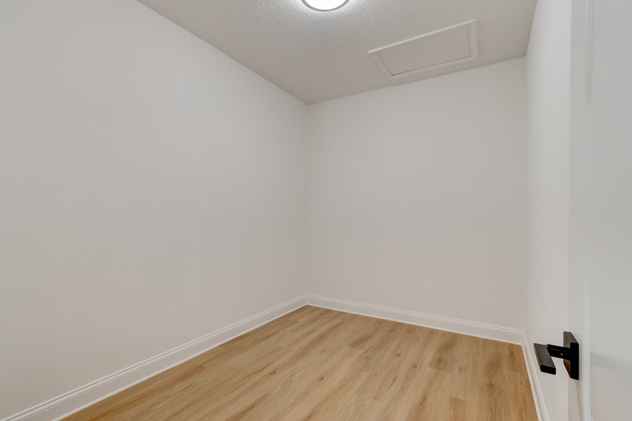 Port Orange, Florida, 32128, United States, 5 Bedrooms Bedrooms, ,3 BathroomsBathrooms,Residential,For Sale,1976466