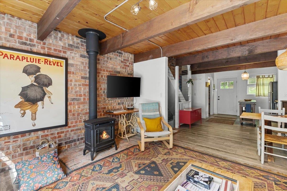 Stowe, Vermont, 05672, United States, 3 Bedrooms Bedrooms, ,2 BathroomsBathrooms,Residential,For Sale,1901768