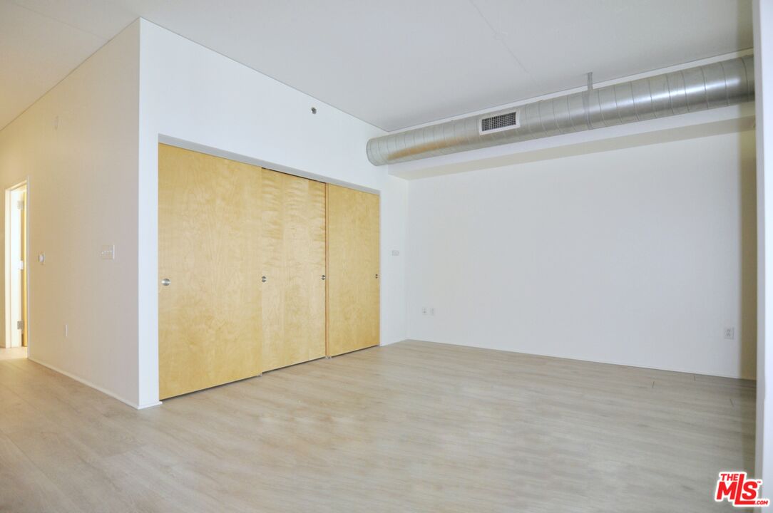 Los Angeles, California, 90015, United States, 1 Bedroom Bedrooms, ,1 BathroomBathrooms,Residential,For Sale,1911768