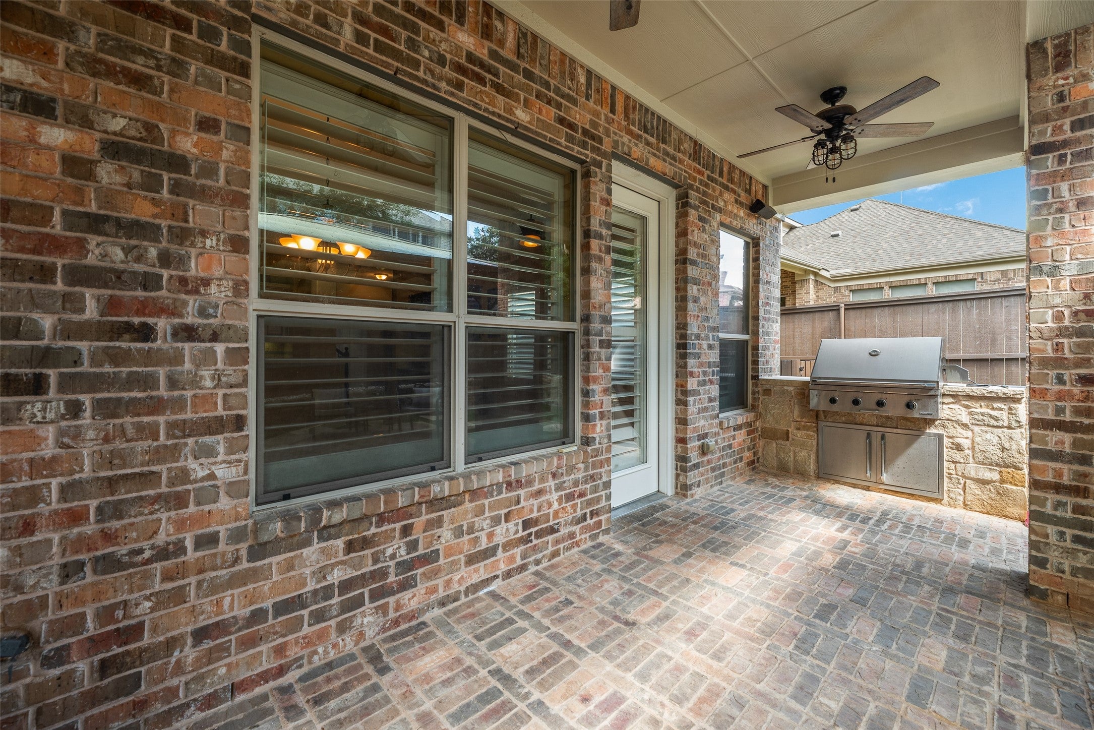 Keller, Texas, 76248, United States, 4 Bedrooms Bedrooms, ,5 BathroomsBathrooms,Residential,For Sale,2049373