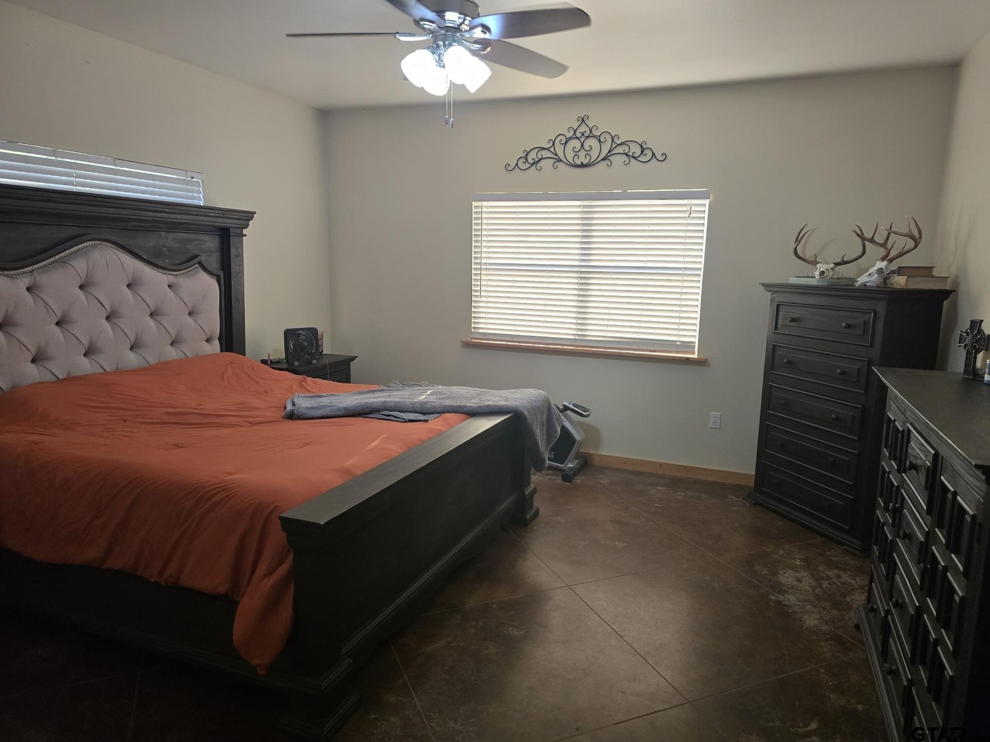 Hughes Springs, Texas, 75656, United States, 4 Bedrooms Bedrooms, ,3 BathroomsBathrooms,Residential,For Sale,1974783