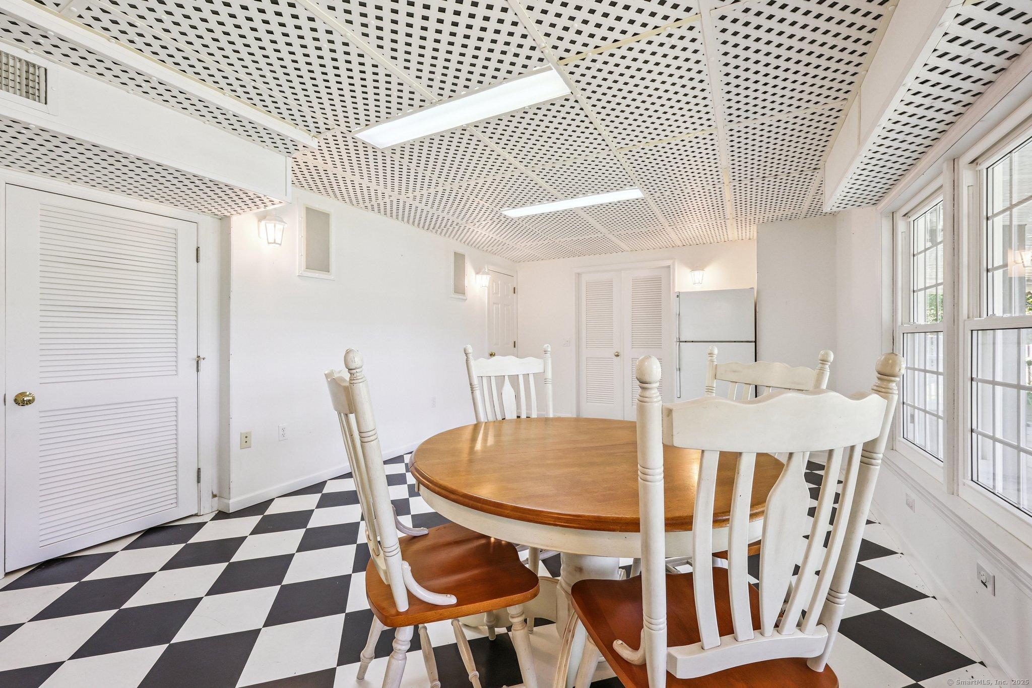 Westbrook, Connecticut, 06498, United States, 5 Bedrooms Bedrooms, ,6 BathroomsBathrooms,Residential,For Sale,1937602