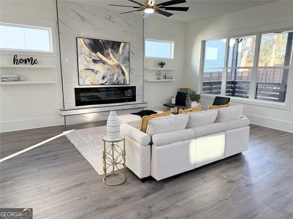 Scottdale, Georgia, 30079, United States, 4 Bedrooms Bedrooms, ,4 BathroomsBathrooms,Residential,For Sale,1952017