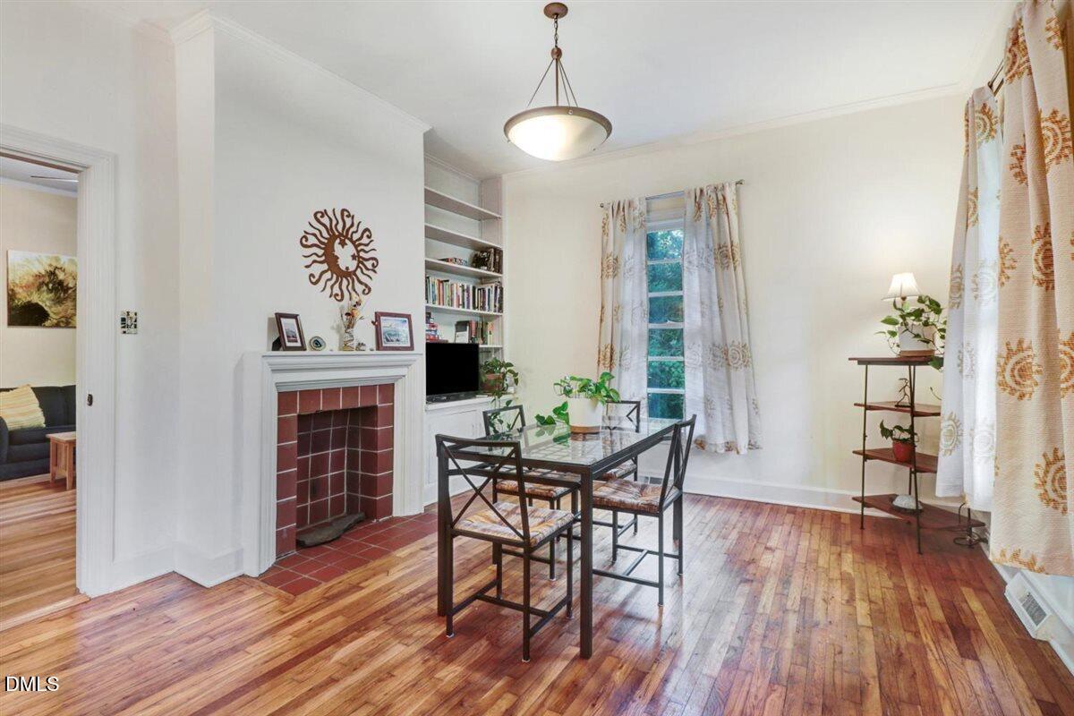 Durham, North Carolina, 27707, United States, 3 Bedrooms Bedrooms, ,2 BathroomsBathrooms,Residential,For Sale,1990361