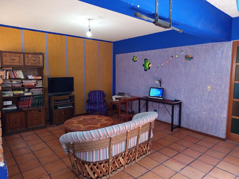 Xochimilco, Ciudad de México, 16060, Mexico, 5 Bedrooms Bedrooms, ,5 BathroomsBathrooms,Residential,For Sale,1917566