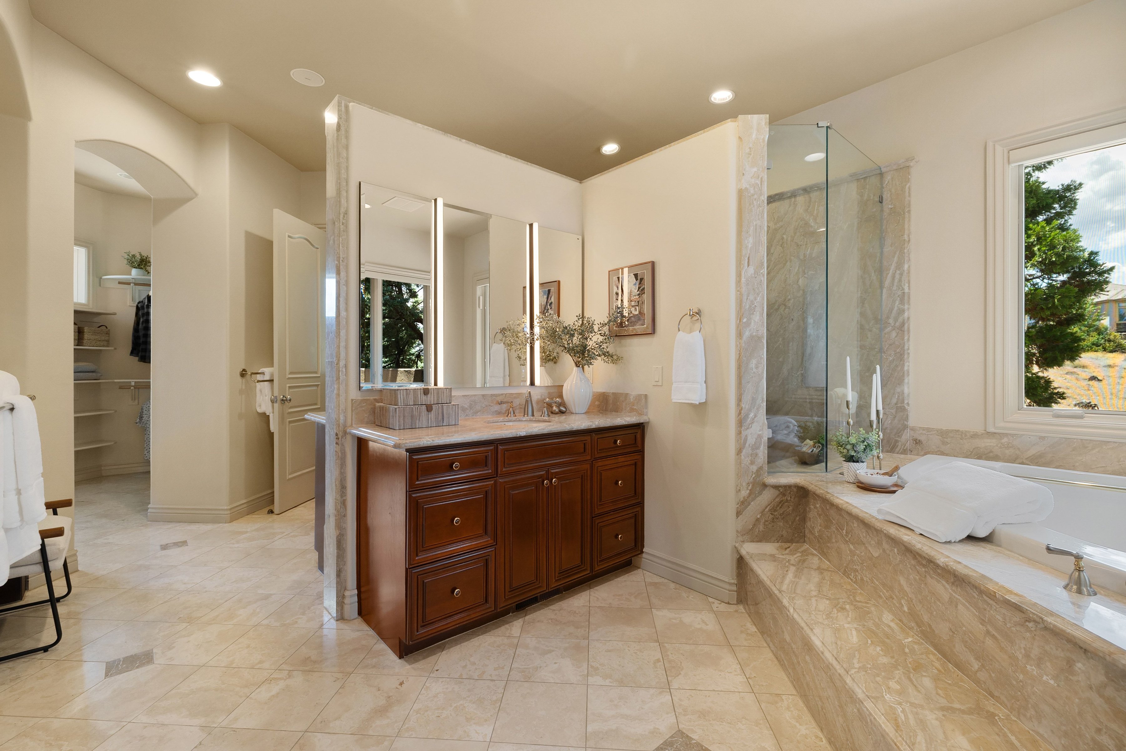  Stunning Custom Home with Breathtaking Views in Reno - 物件實景