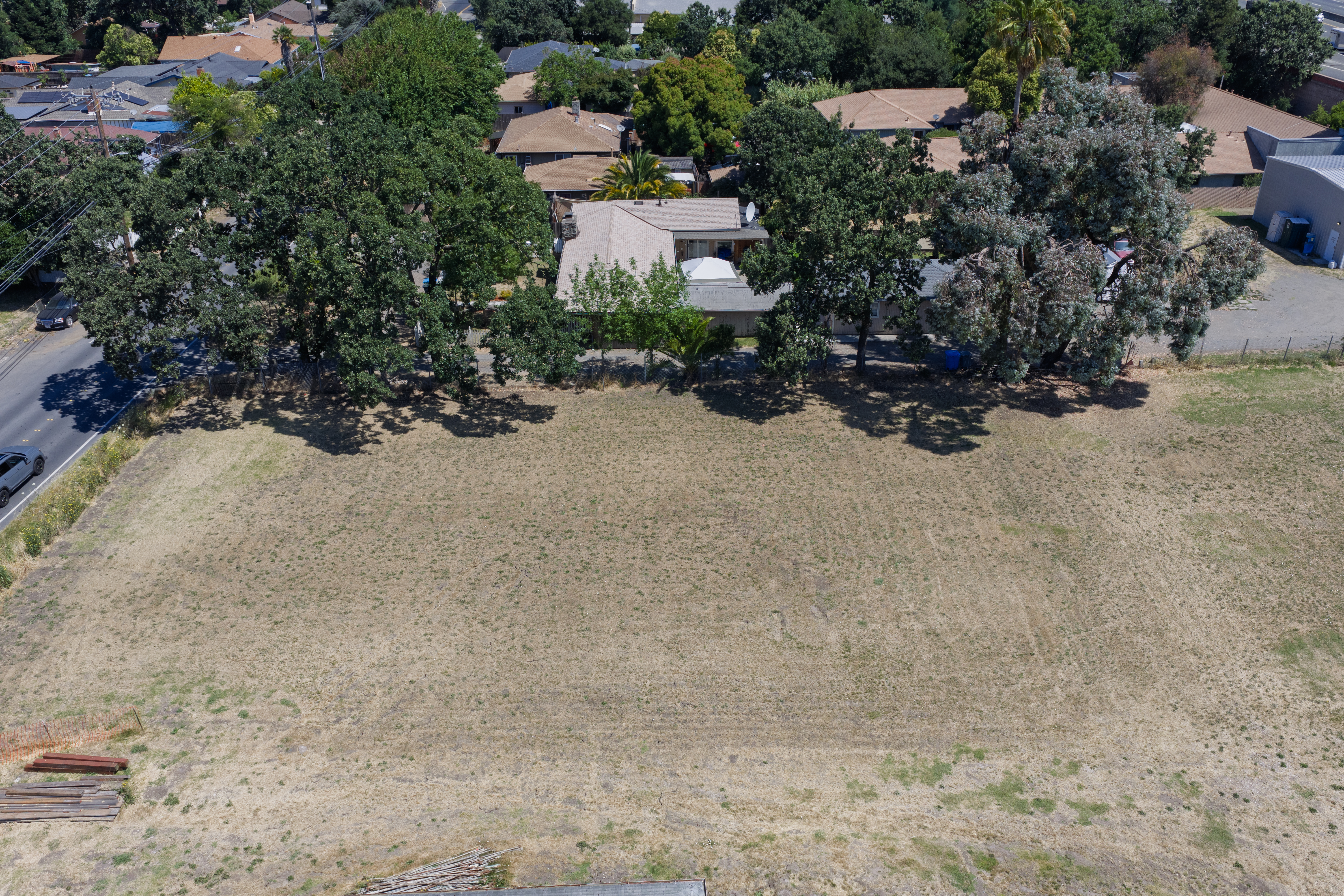  2154 Corby Avenue, Santa Rosa, CA 95407 - 物件實景