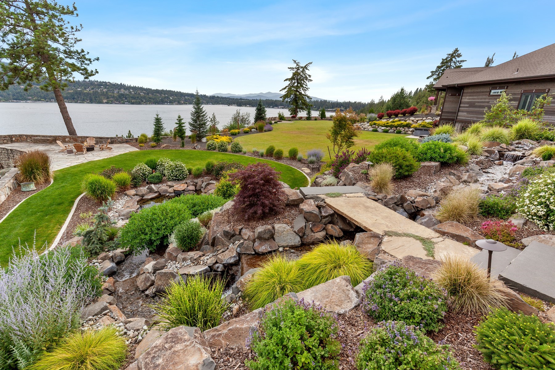  Rare Custom Retreat at Hayden Lake - 物件實景