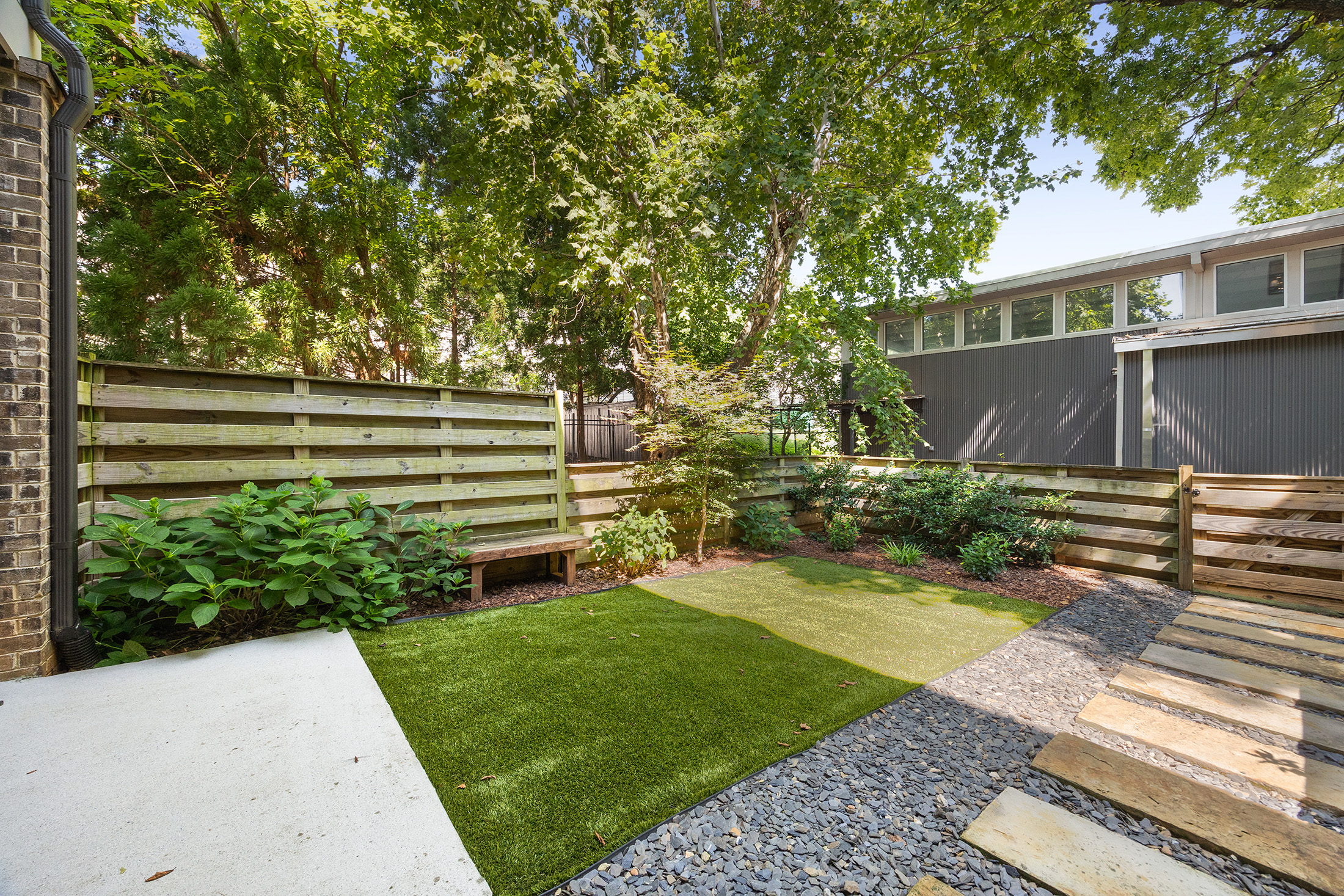  Light-filled End Unit Townhome in the Heart of Vibrant Old Fourth Ward - 物件實景