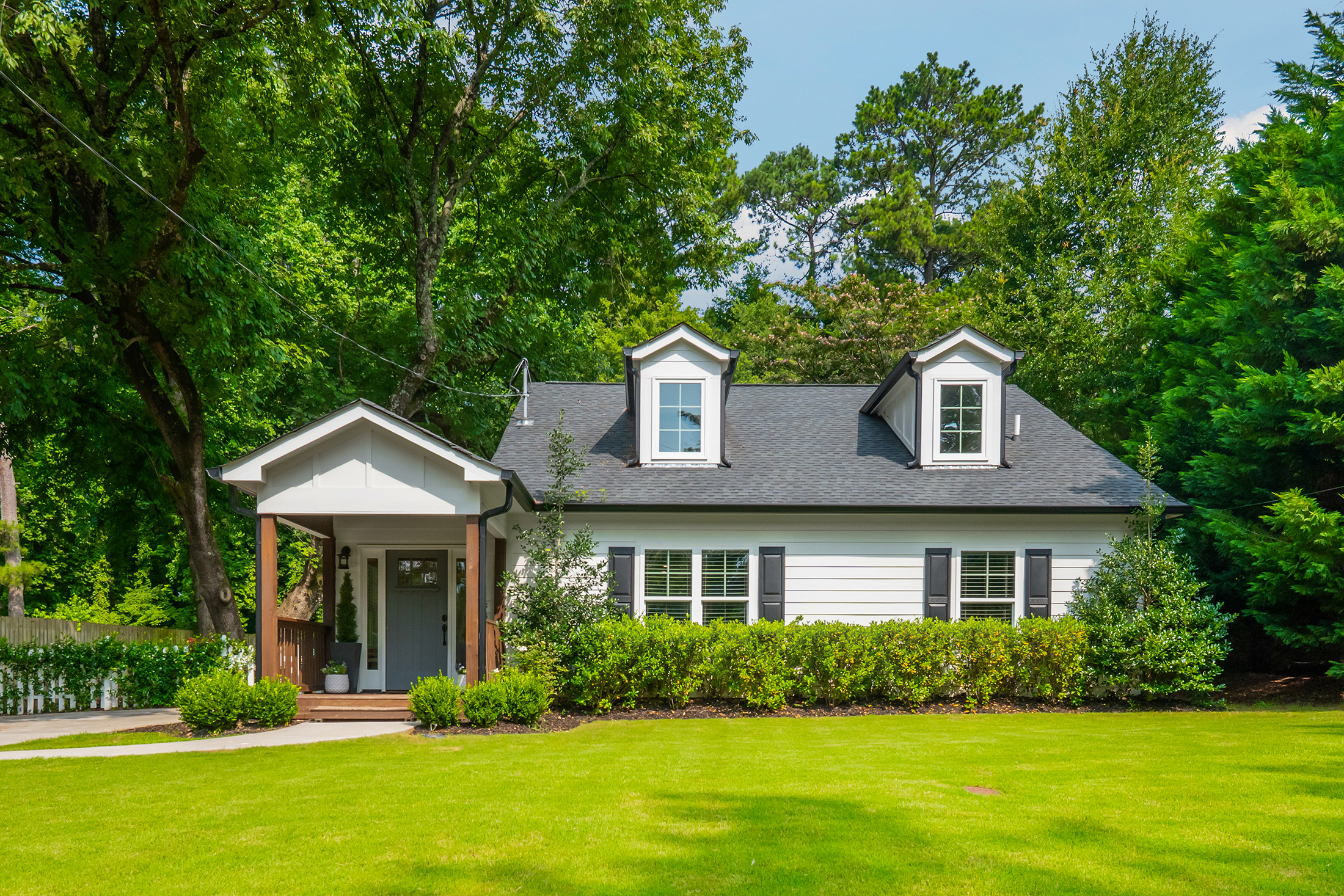 Beautifully Designed Cape Cod-Inspired Home - 物件實景
