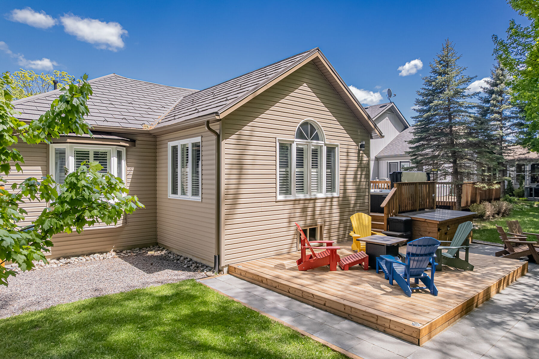  Immaculate Pineridge Bungalow - 物件實景
