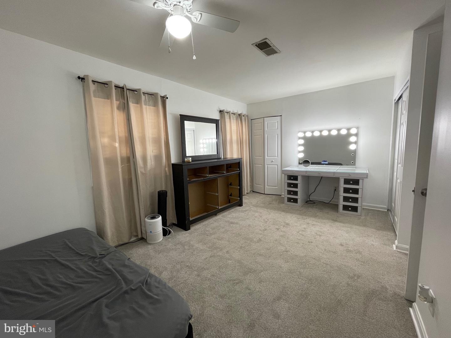 Centreville, Virginia, 20120, United States, 3 Bedrooms Bedrooms, ,2 BathroomsBathrooms,Residential,For Sale,1988924