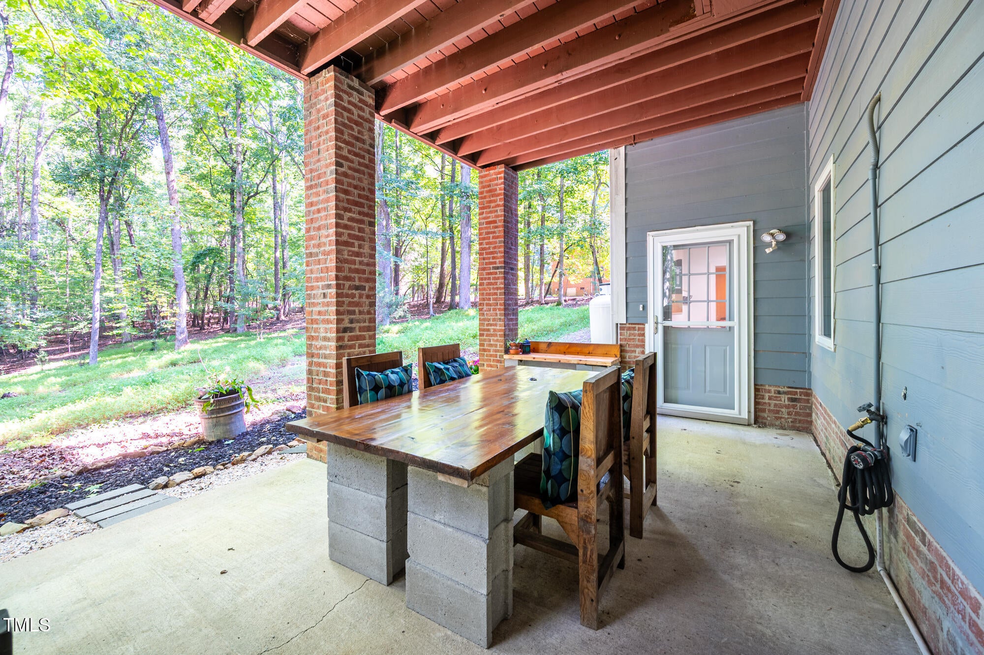 Hillsborough, North Carolina, 27278, United States, 3 Bedrooms Bedrooms, ,3 BathroomsBathrooms,Residential,For Sale,1949377