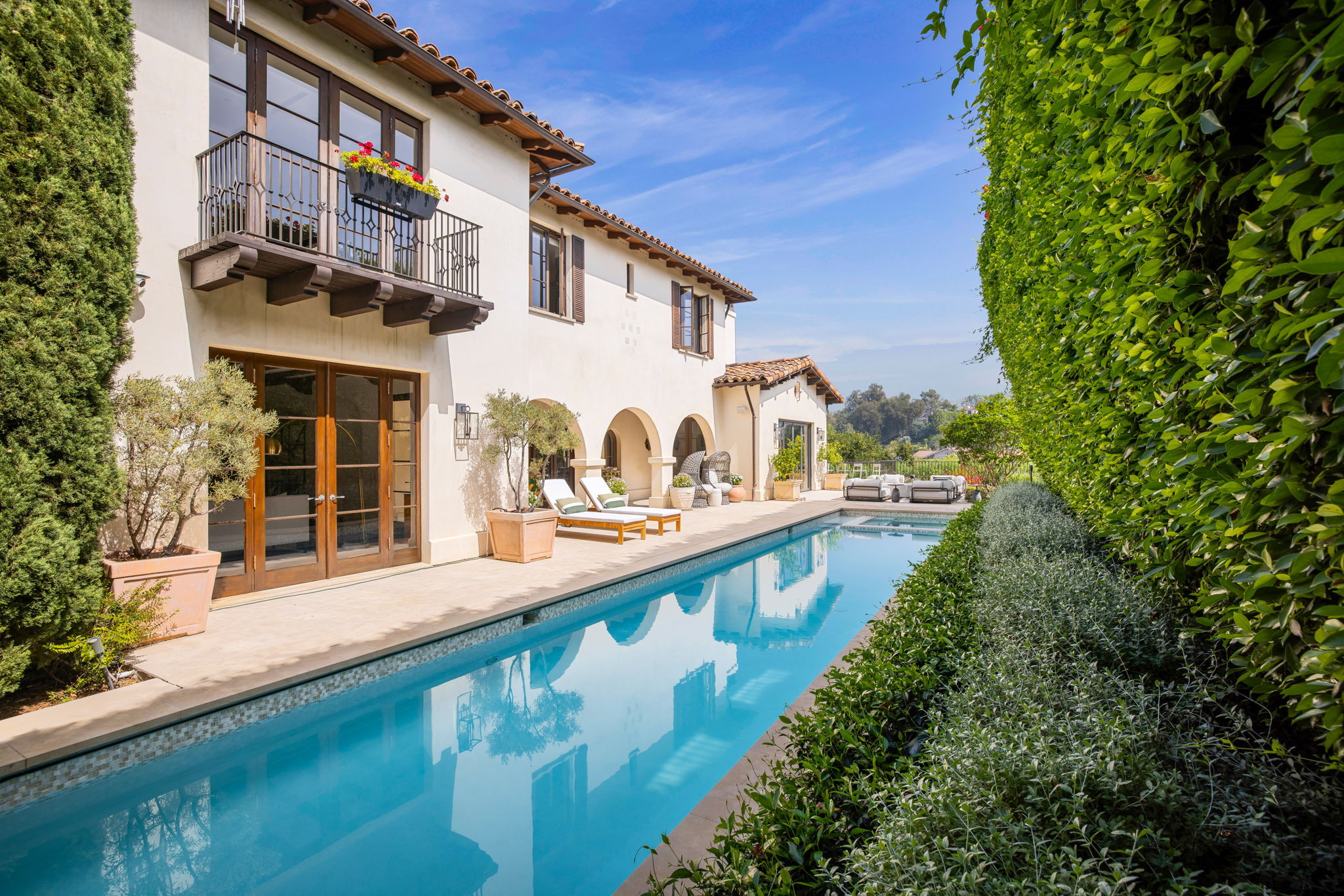  182 North Carmelina Avenue - 物件實景