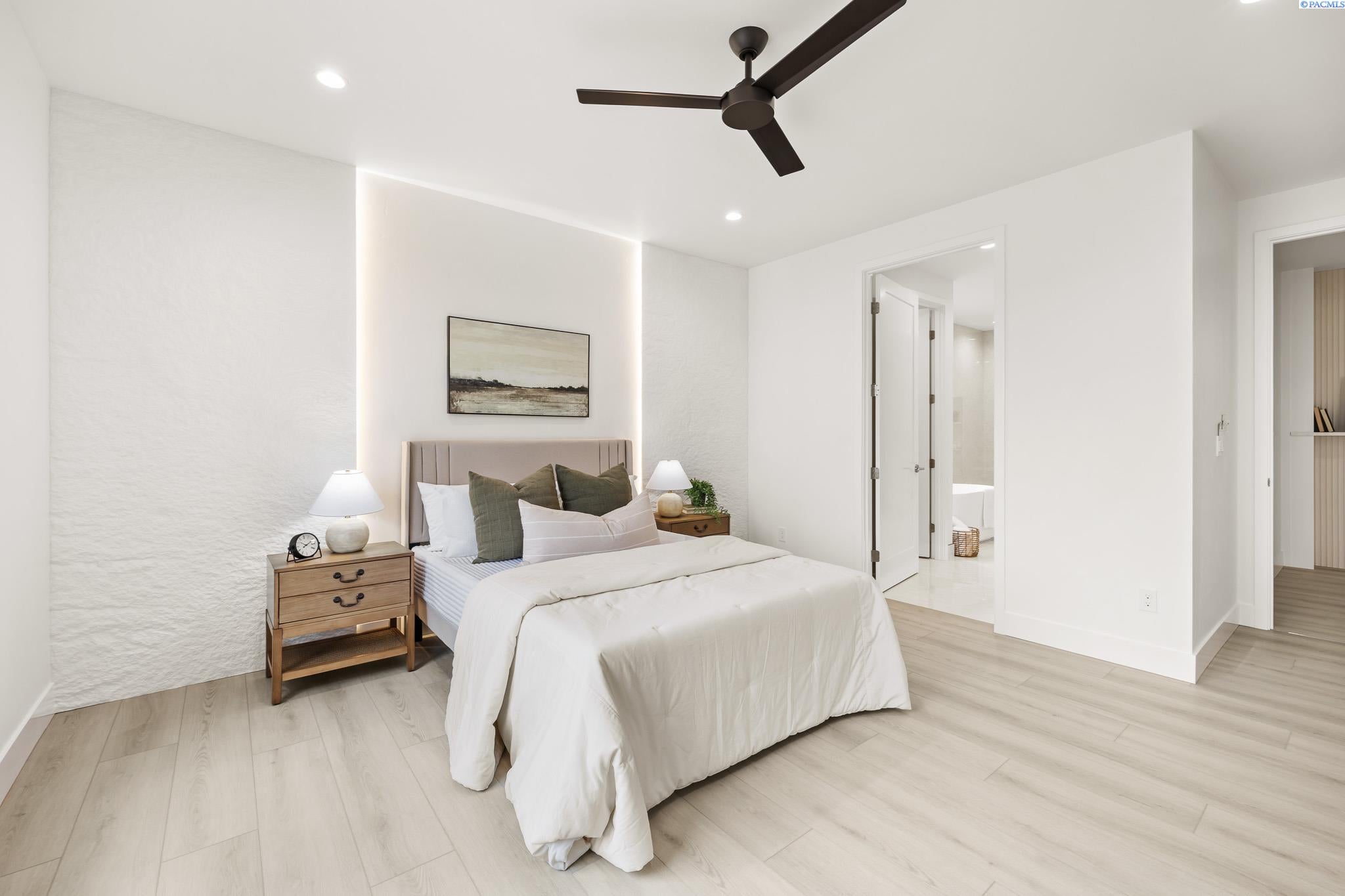 Richland, Washington, 99352, United States, 4 Bedrooms Bedrooms, ,2 BathroomsBathrooms,Residential,For Sale,2000118