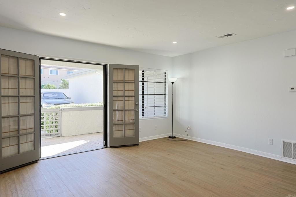 Santee, California, 92071, United States, 2 Bedrooms Bedrooms, ,2 BathroomsBathrooms,Residential,For Sale,1968611