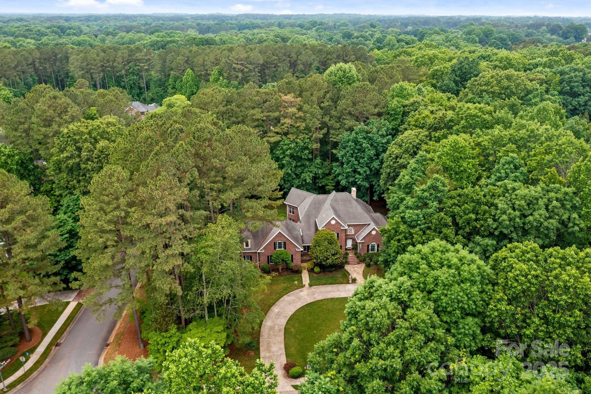 Salisbury, North Carolina, 28147, United States, 4 Bedrooms Bedrooms, ,5 BathroomsBathrooms,Residential,For Sale,1942875