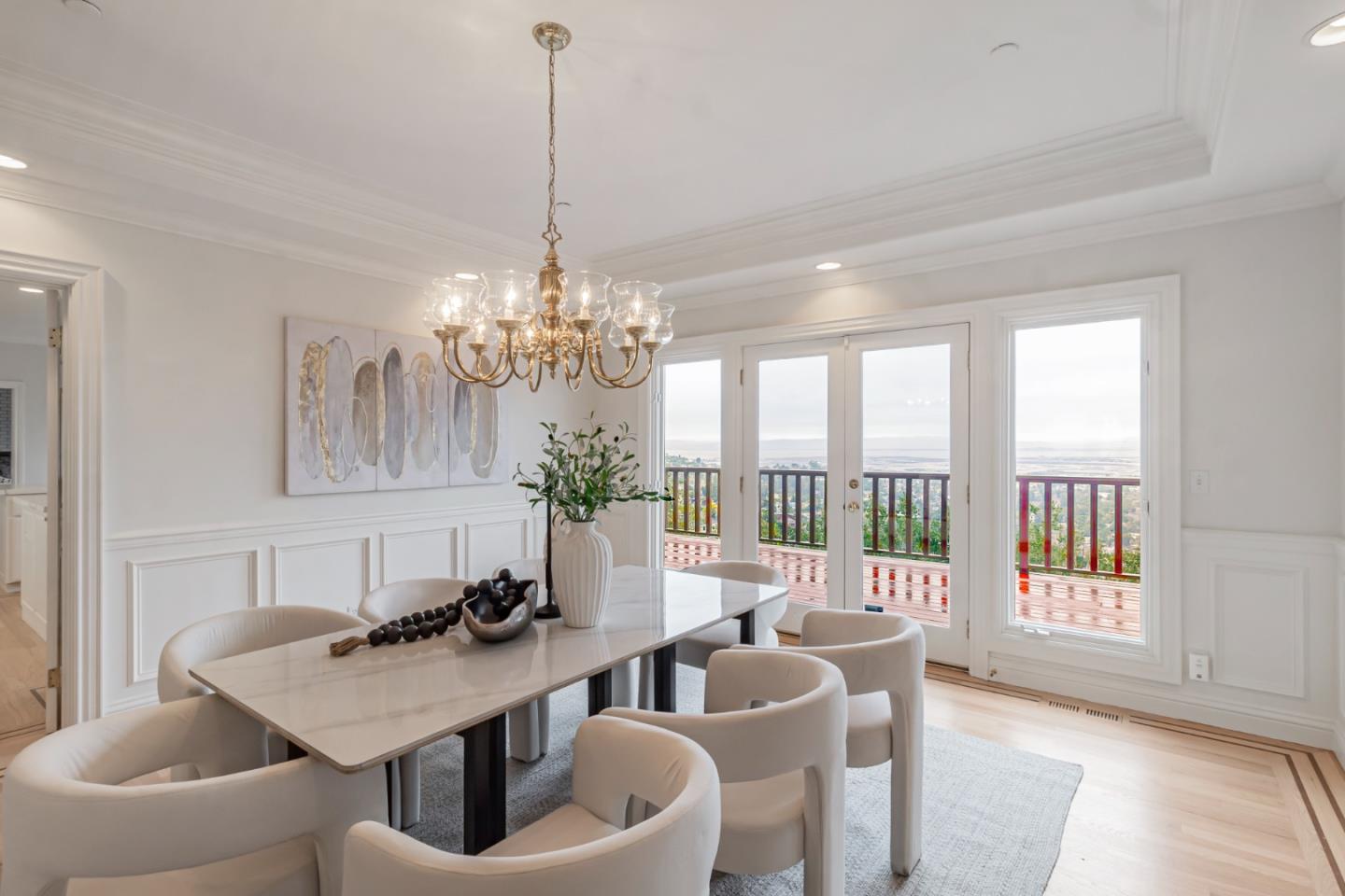 San Carlos, California, 94070, United States, 5 Bedrooms Bedrooms, ,5 BathroomsBathrooms,Residential,For Sale,1700172