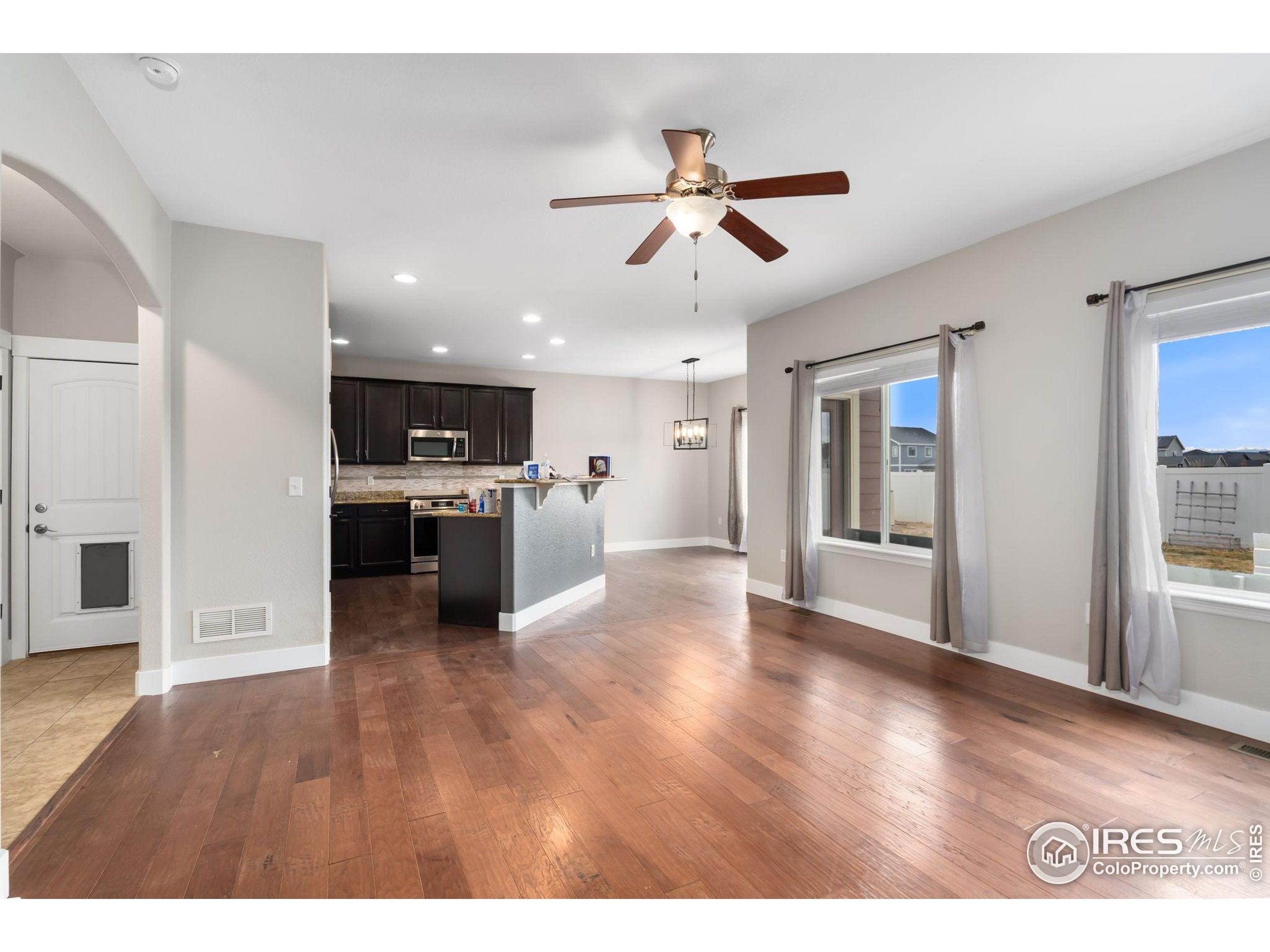 Windsor, Colorado, 80550, United States, 5 Bedrooms Bedrooms, ,4 BathroomsBathrooms,Residential,For Sale,1938748