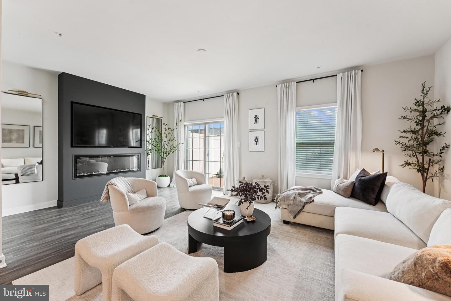 Accokeek, Maryland, 20607, United States, 3 Bedrooms Bedrooms, ,4 BathroomsBathrooms,Residential,For Sale,1954957