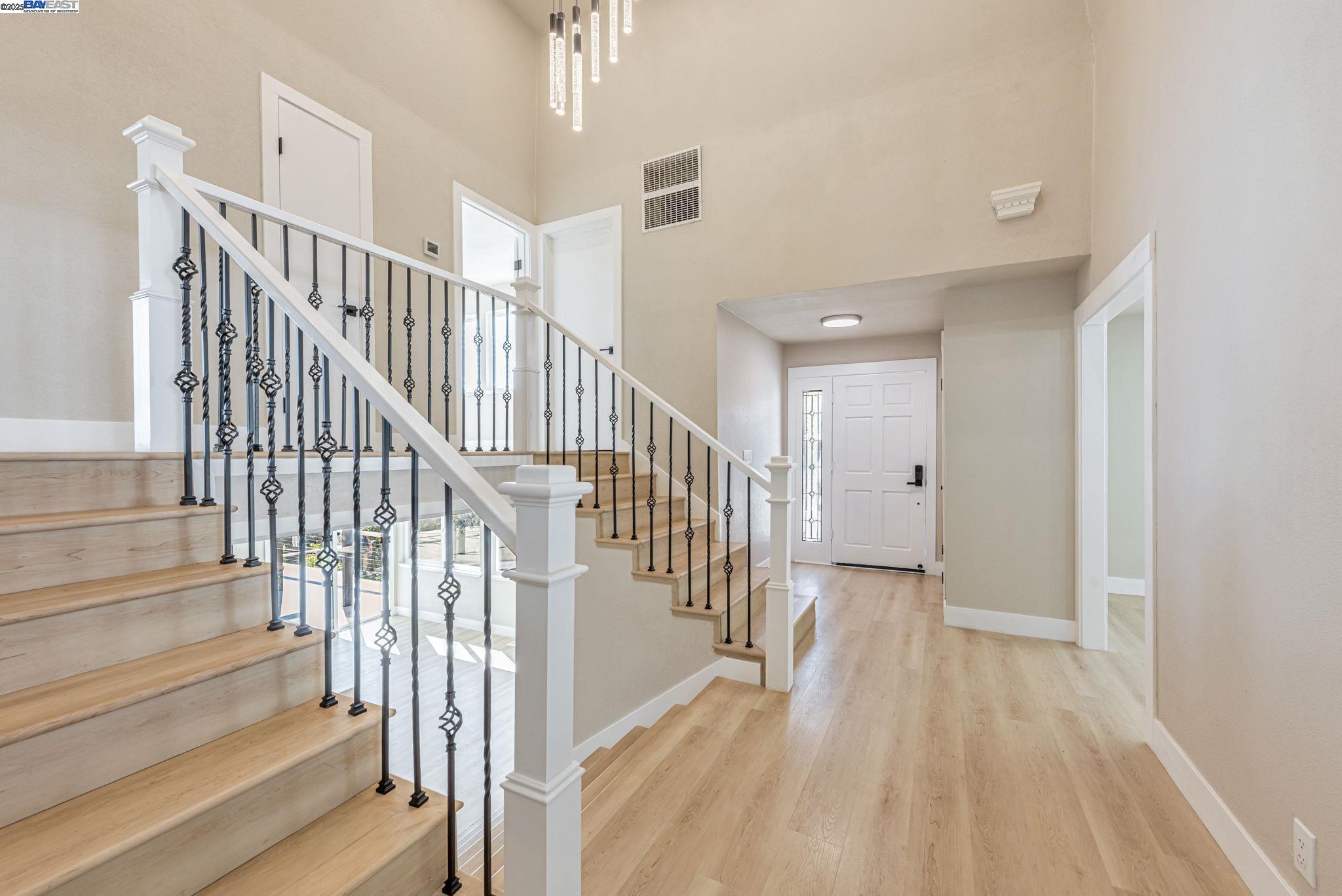 San Jose, California, 95127, United States, 4 Bedrooms Bedrooms, ,4 BathroomsBathrooms,Residential,For Sale,1903794