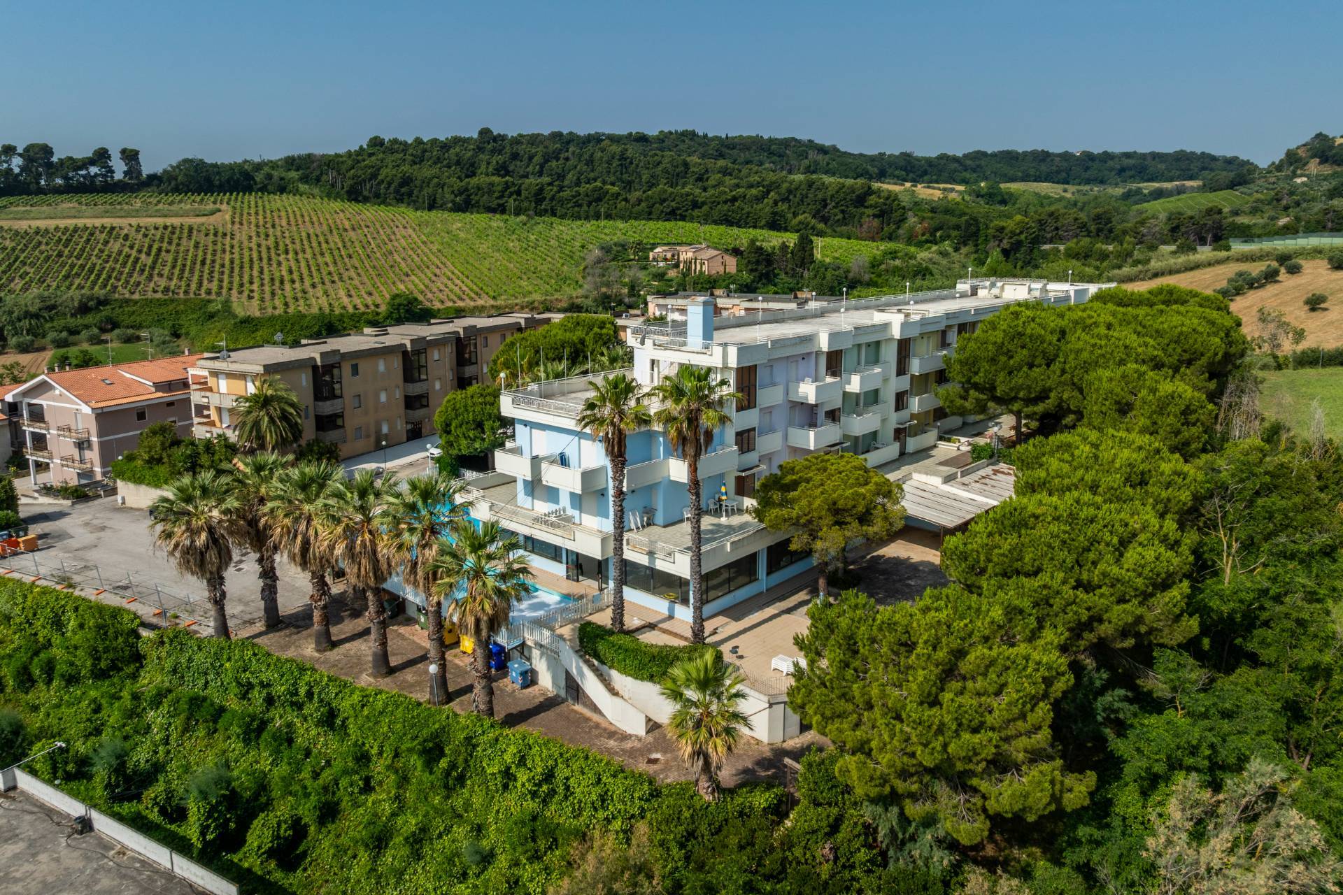 Massignano, Ascoli Piceno, 63010, IT, 130 Bedrooms Bedrooms, ,87 BathroomsBathrooms,Residential,For Sale,1902266